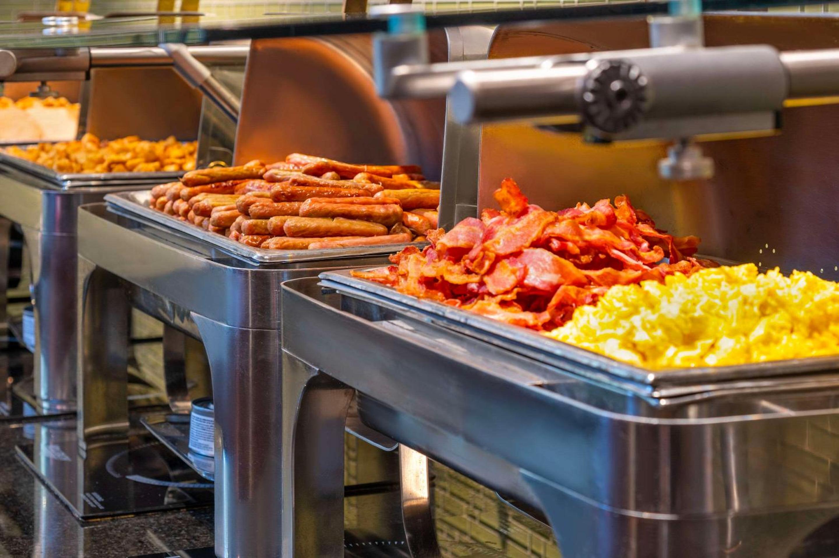 Barrie Vacations - Allure Hotel  Conference Centre, Ascend Hotel Collection - Property Image 16