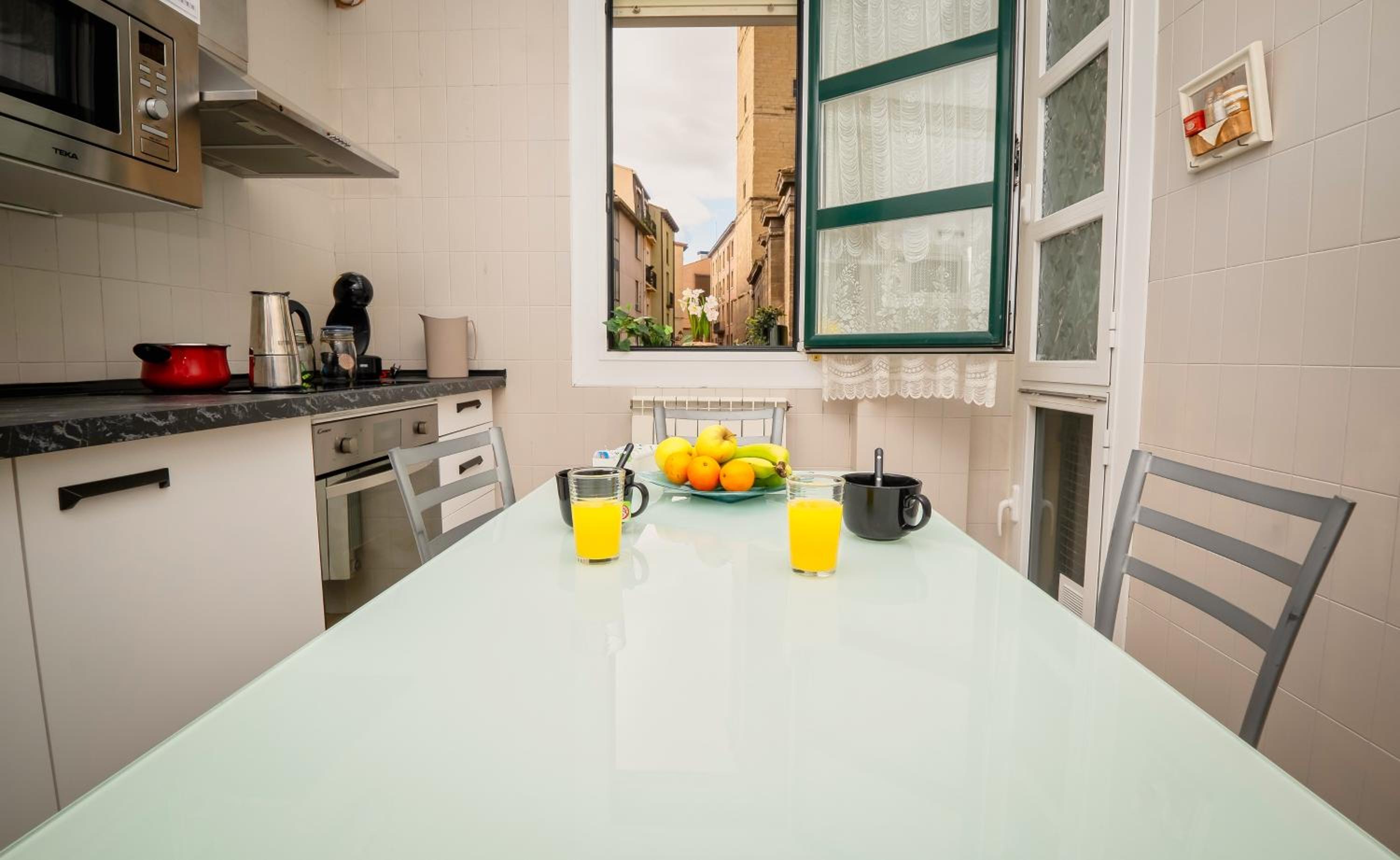 Santiago Tower Aire Ac casco antiguo By Apartamentos Logrono