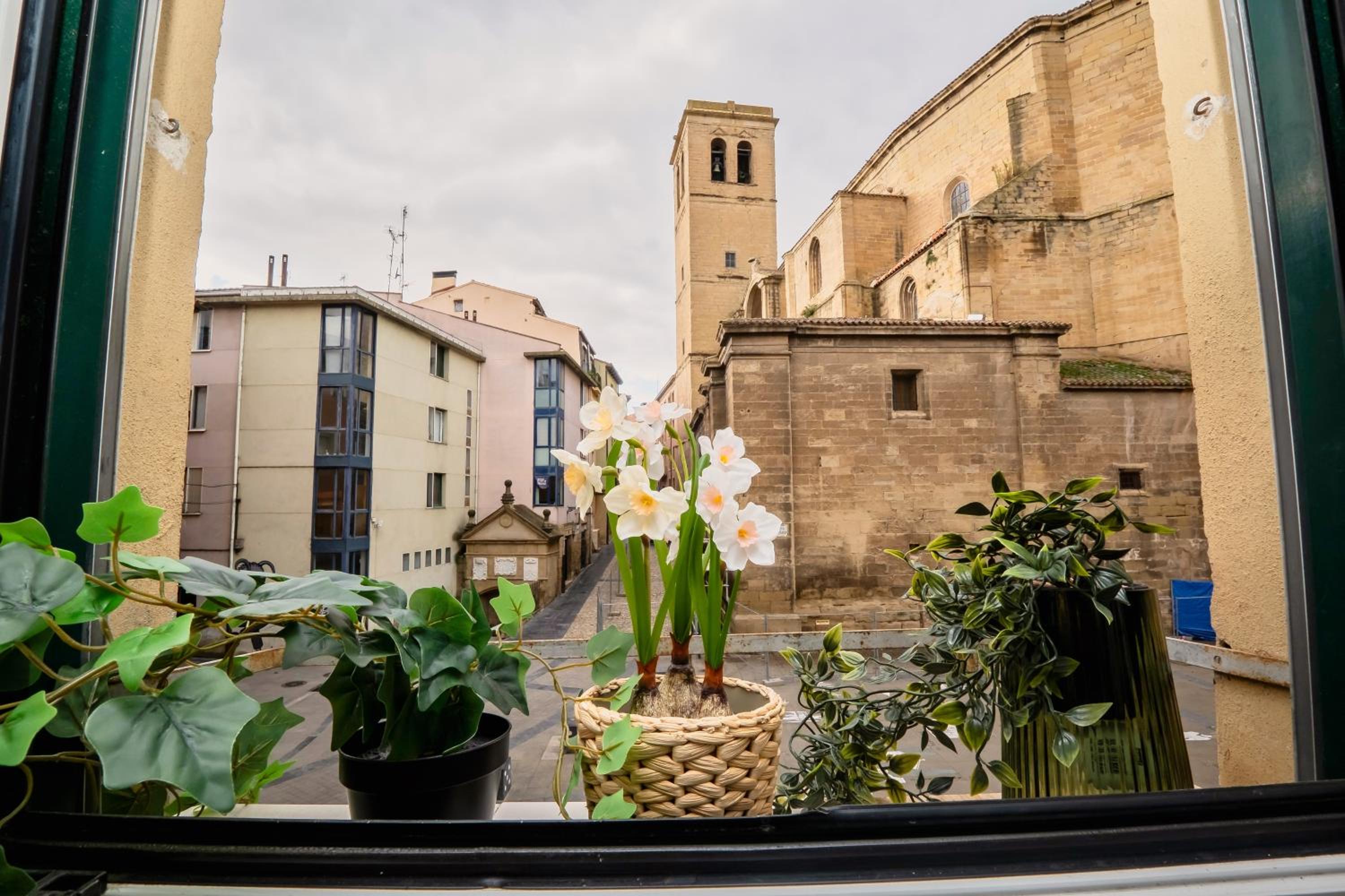 Santiago Tower Aire Ac casco antiguo By Apartamentos Logrono