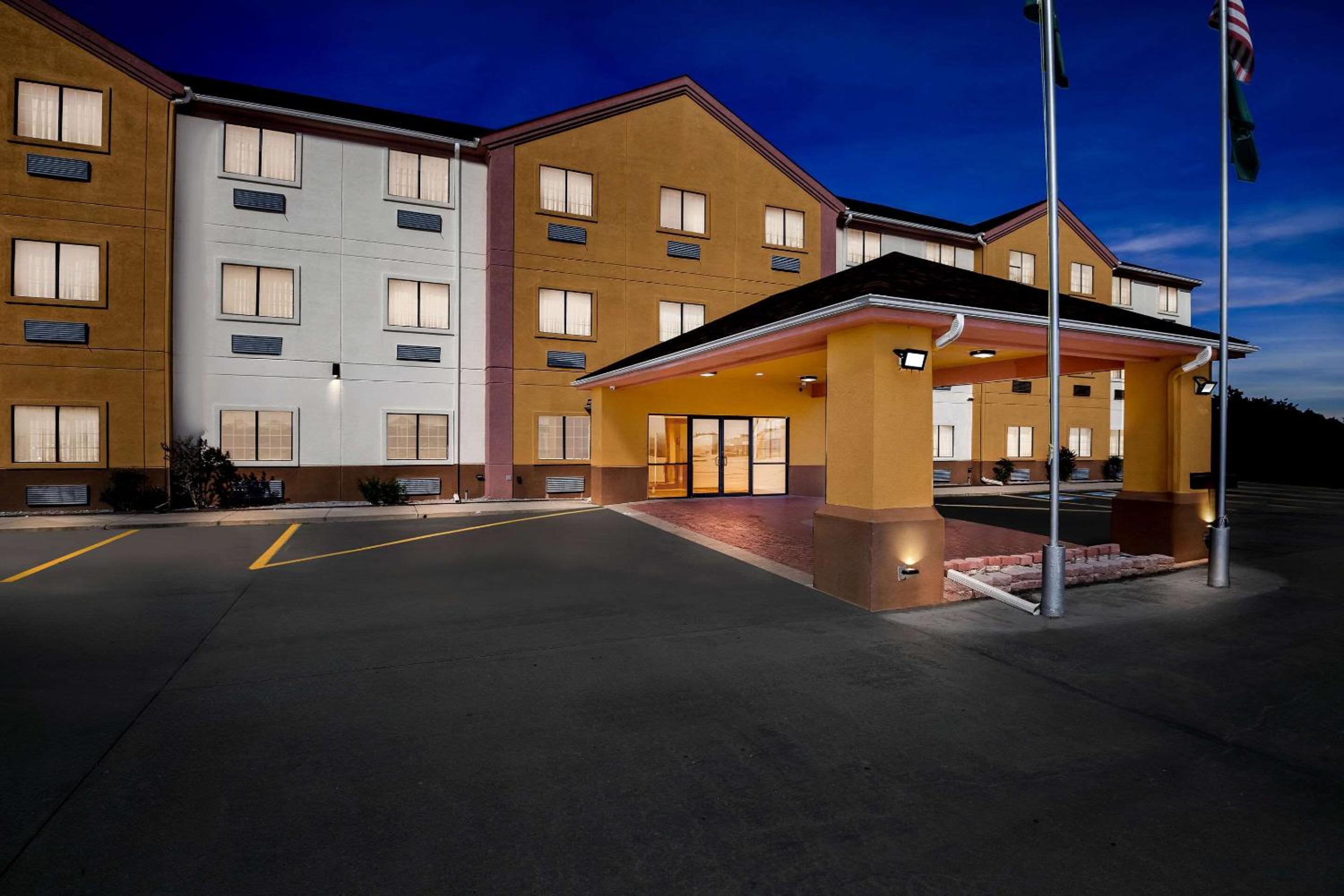 Quality Inn & Suites McAlester on Hwy 69