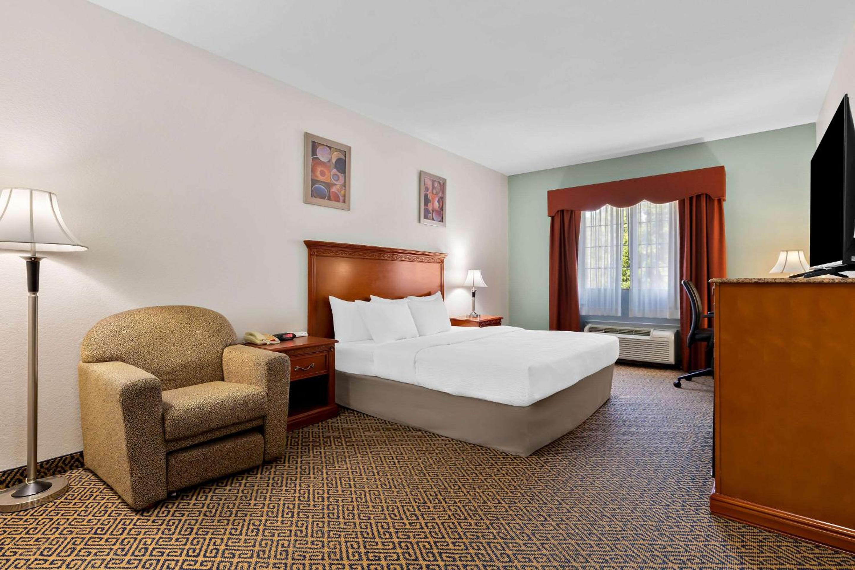 Quality Inn & Suites McAlester on Hwy 69