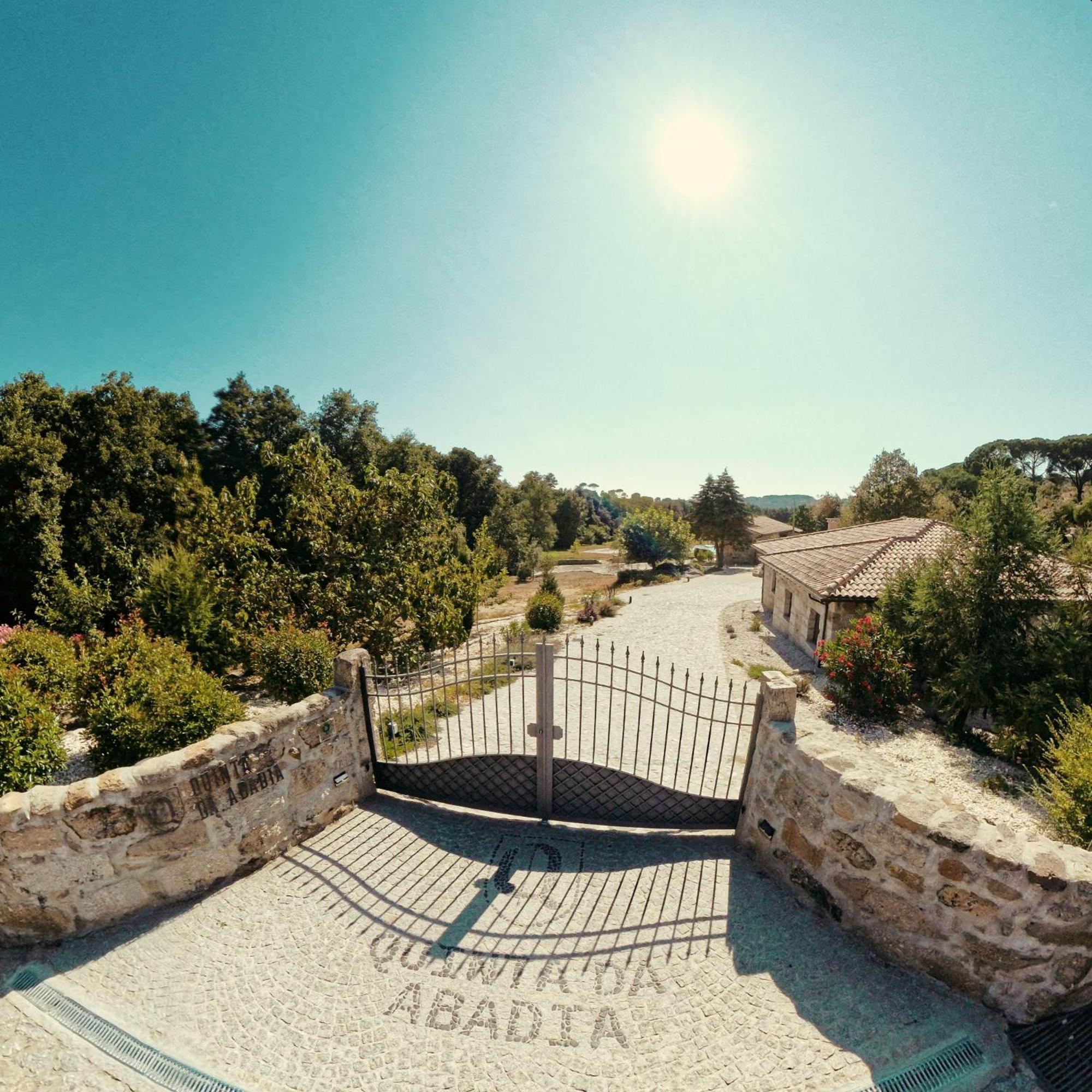 Quinta da Abadia view 3