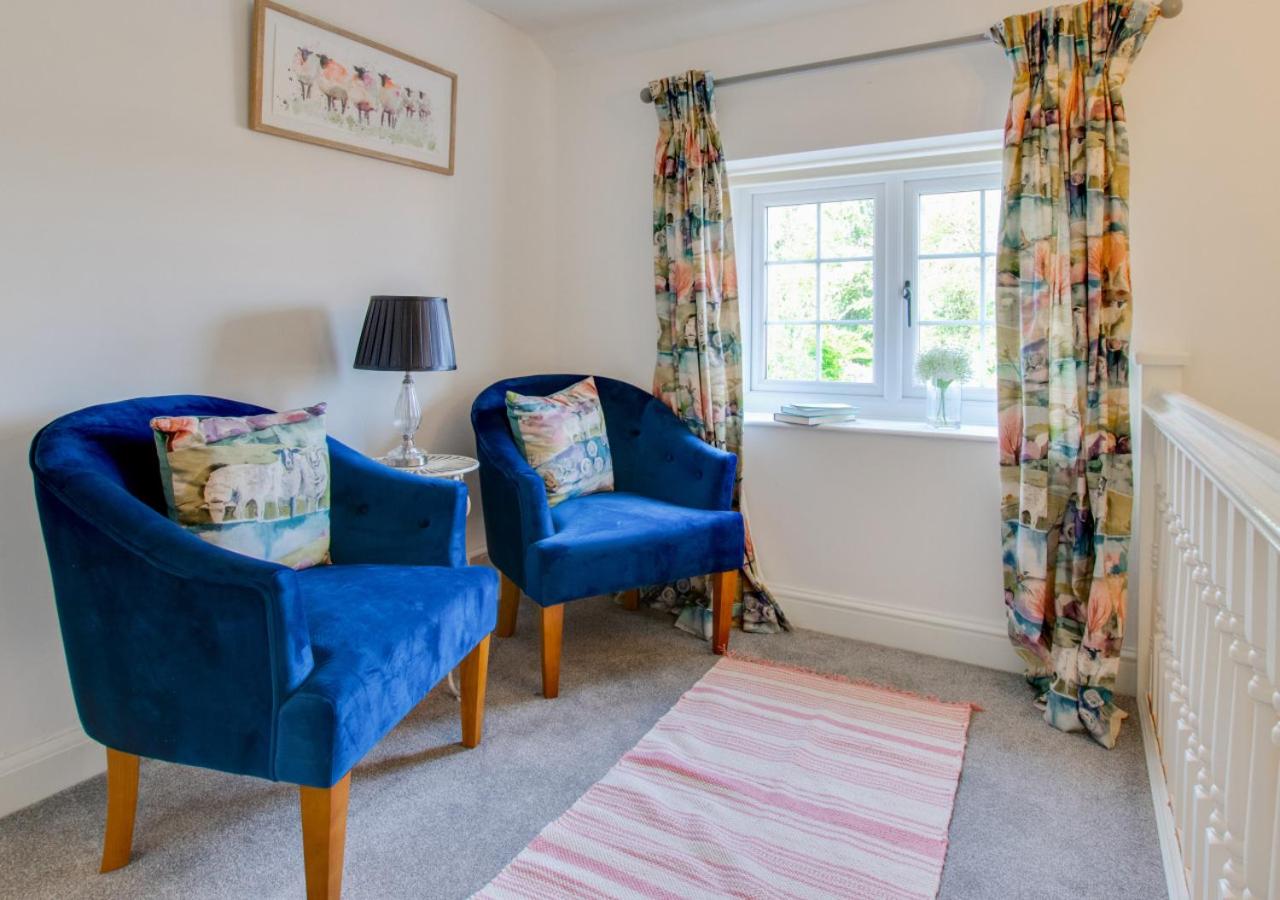 4 Bed in Great Plumstead oc-2295 view 2