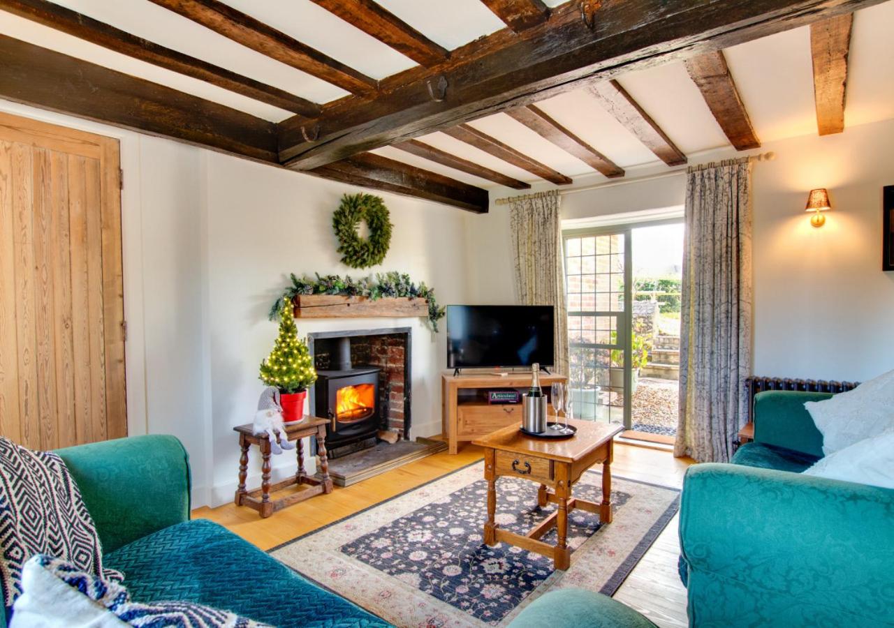 3 Bed in Weybourne oc-t29167 view 2