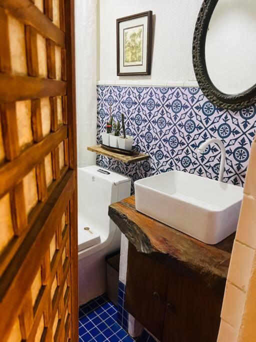 Anton & Isabel Charming Home in Bangued view 2