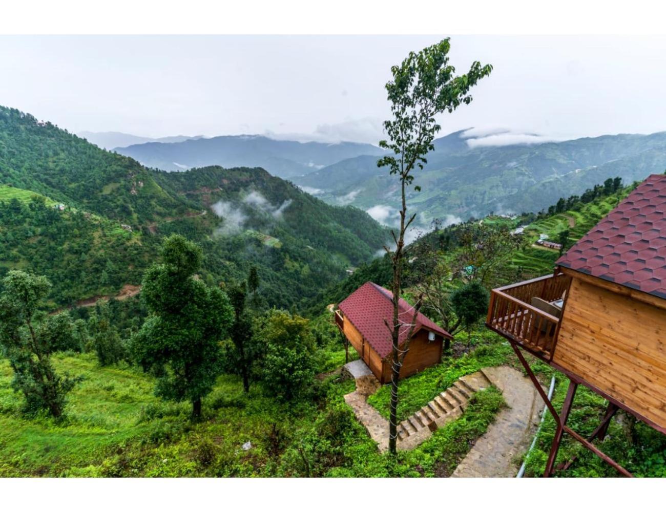 Devan Wood Resort, Dhanolti Mussoorie view 3