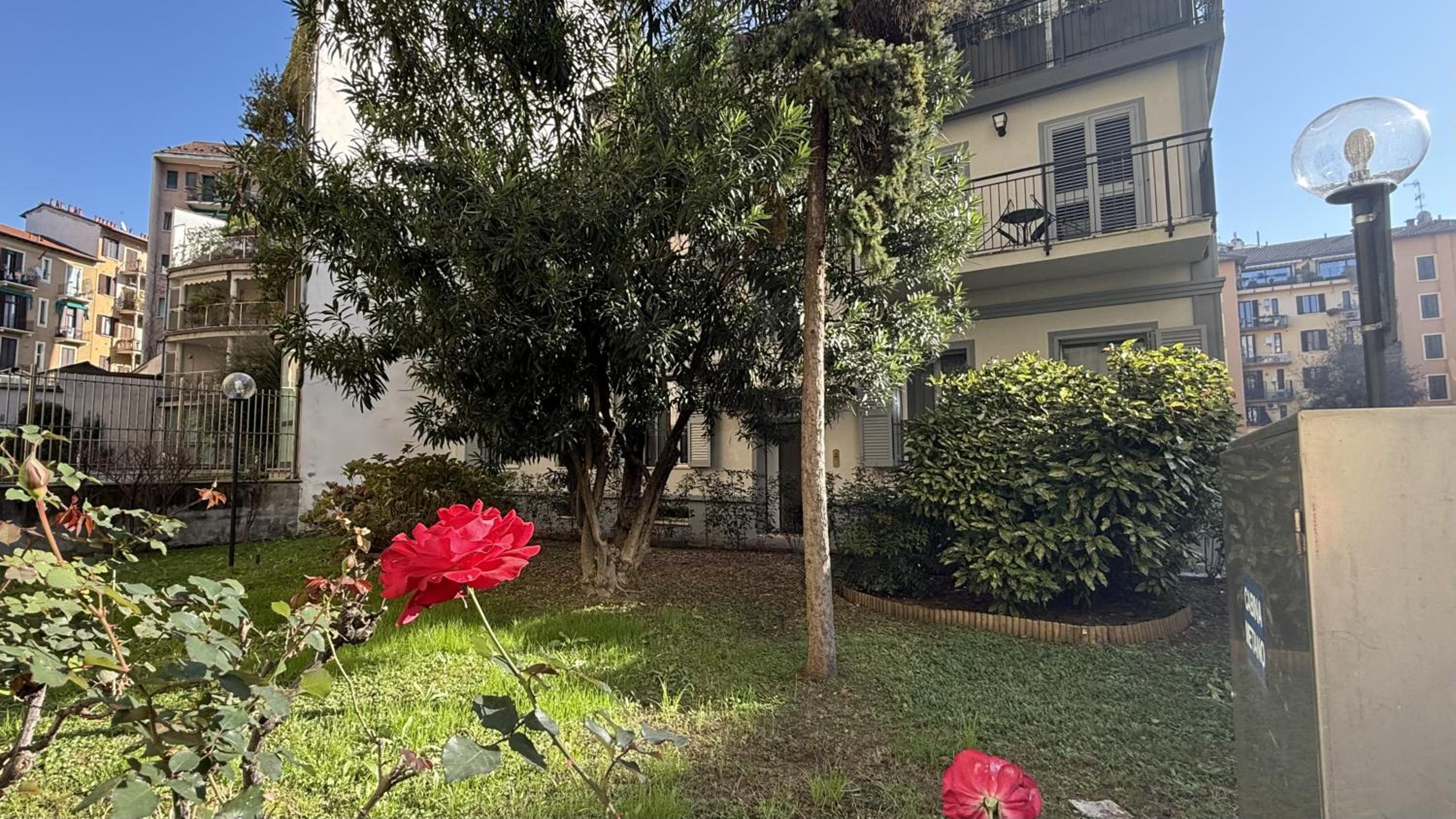 Teodorico Apartments - Quiet Garden View Apartment with Parking