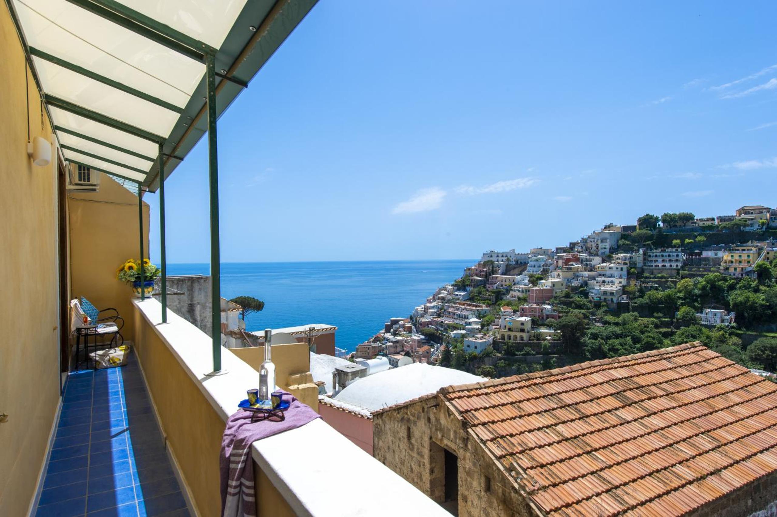AMORE RENTALS - Residence Serena