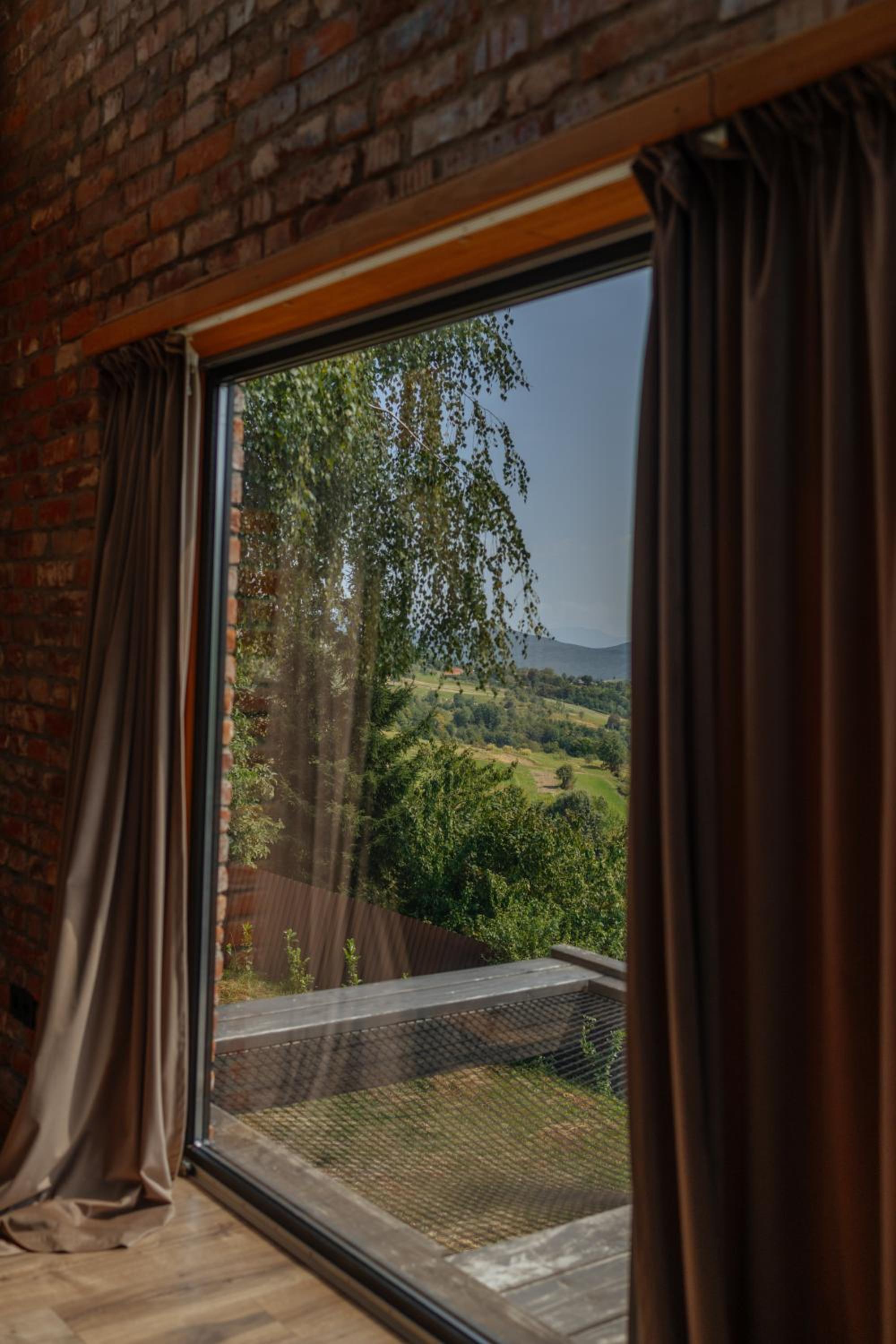 Vdoma Karpaty view 5