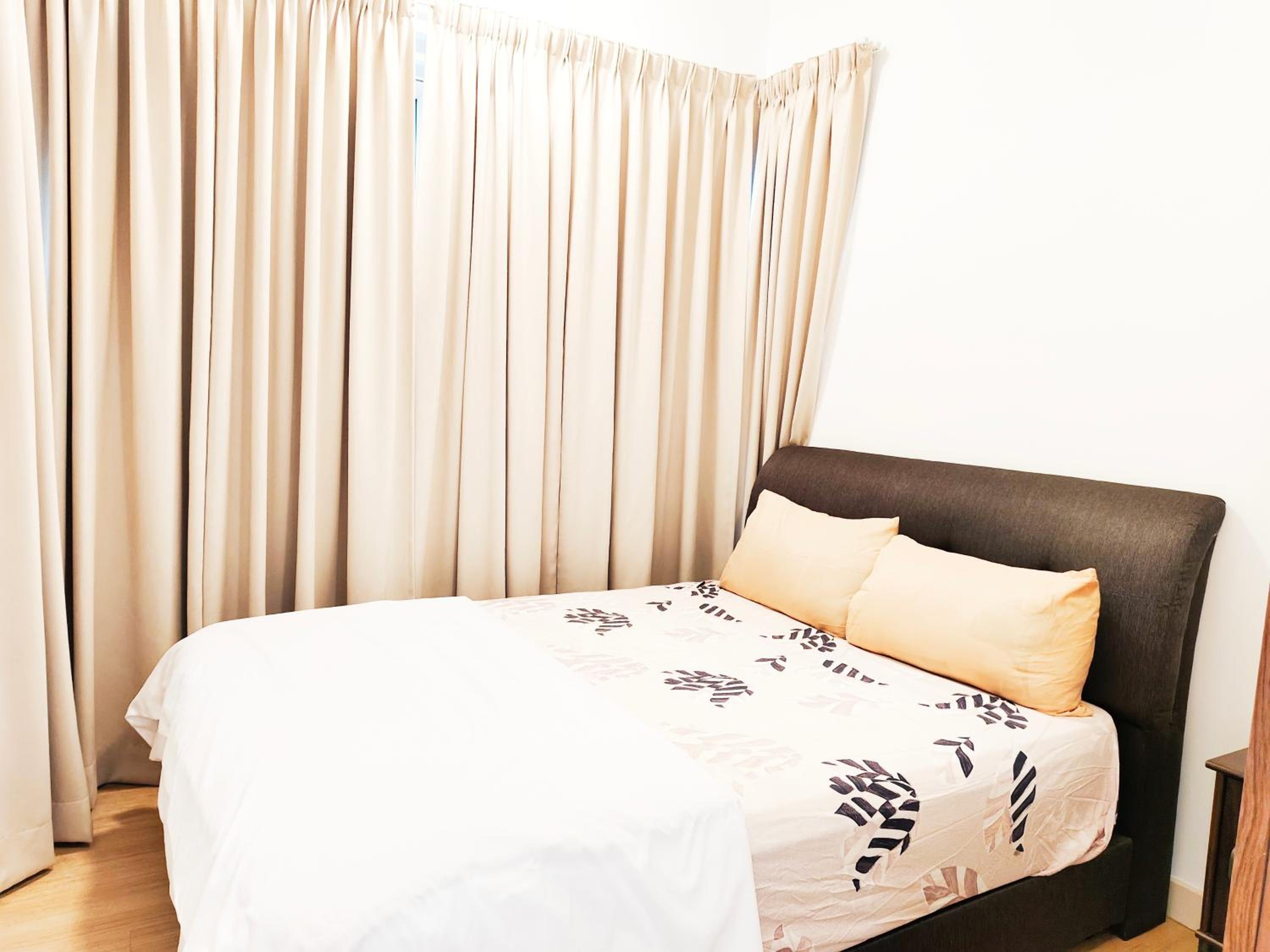 VR3 Sunway Velocity Spacious Apt中文房東