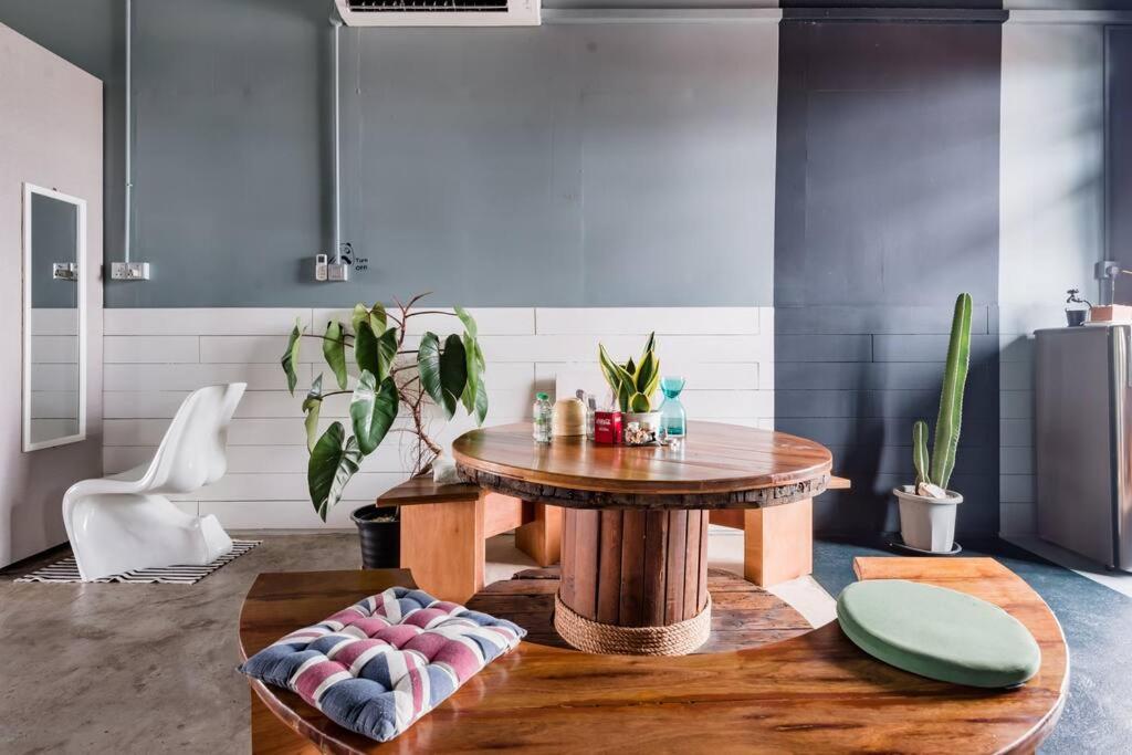 Hidden Gem Rustic Loft Studio photo 4