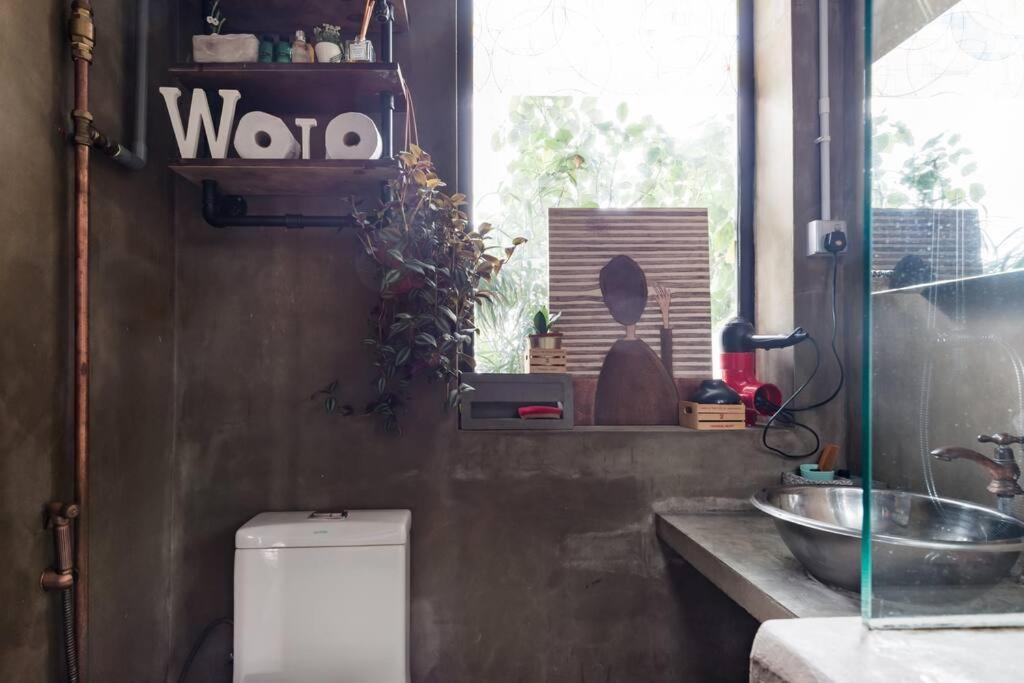 Hidden Gem Rustic Loft Studio photo 8