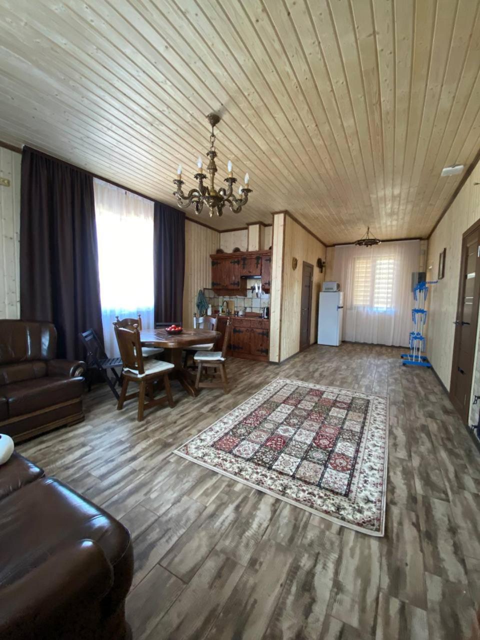 Five House