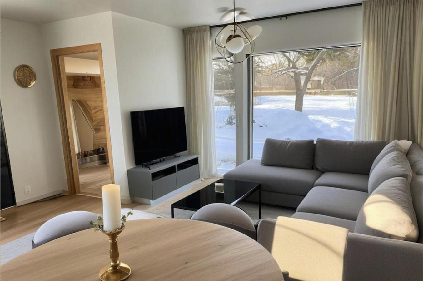 NEW Duplex Apartment Near the city with Free Private Parking view 5