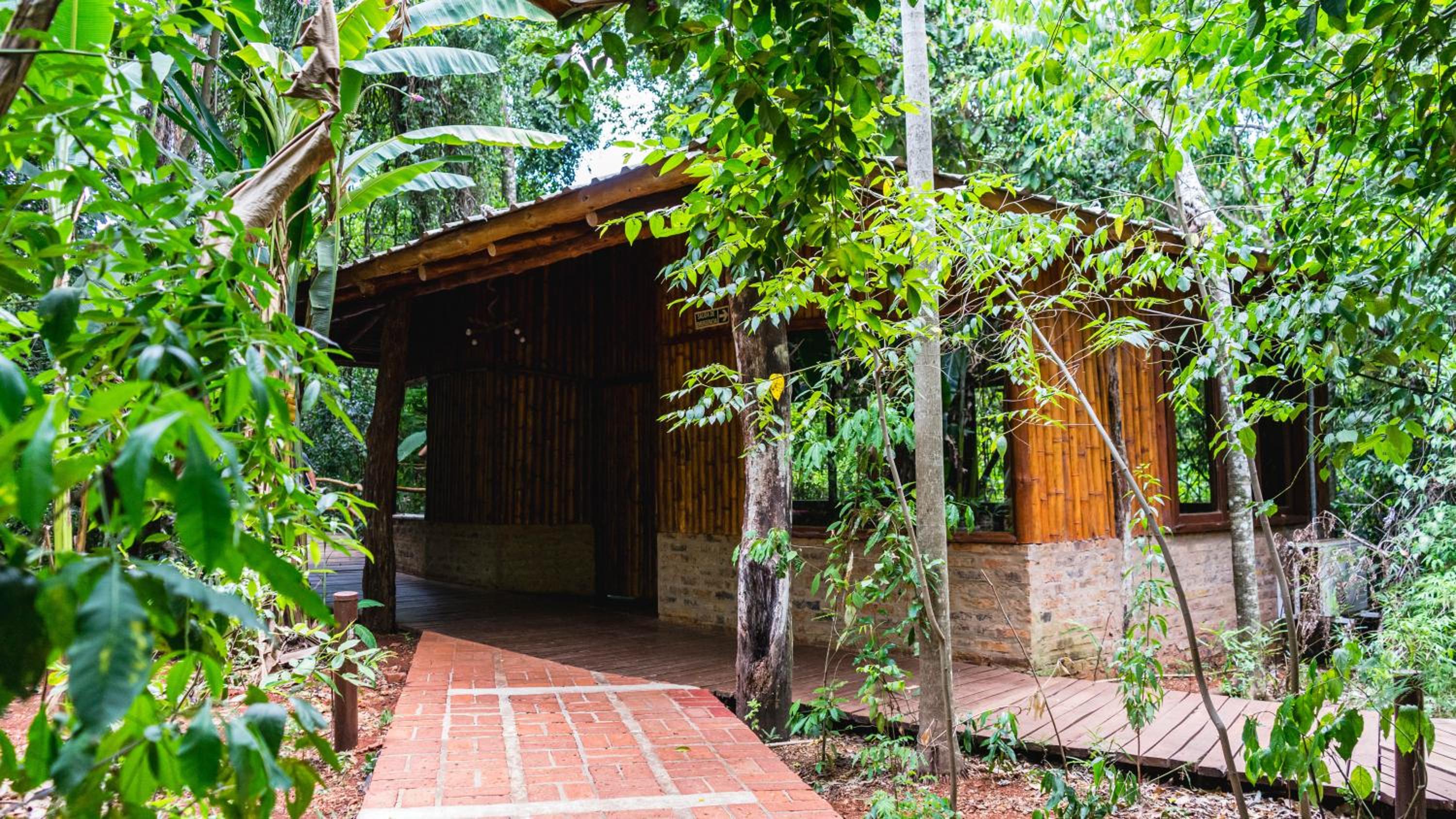 La Aldea De La Selva Lodge