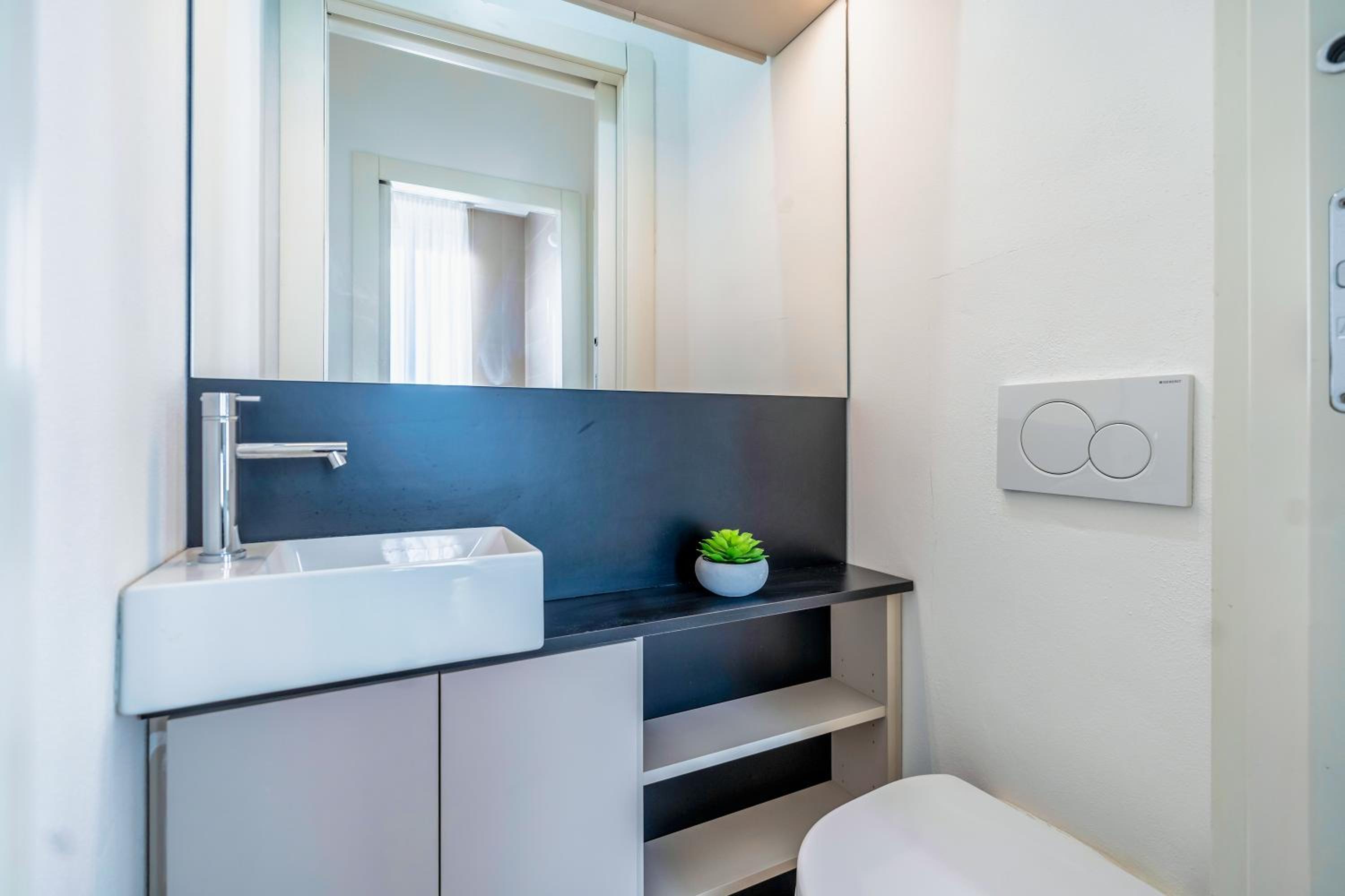Corso Como - Luxury Apartment with View Terrace