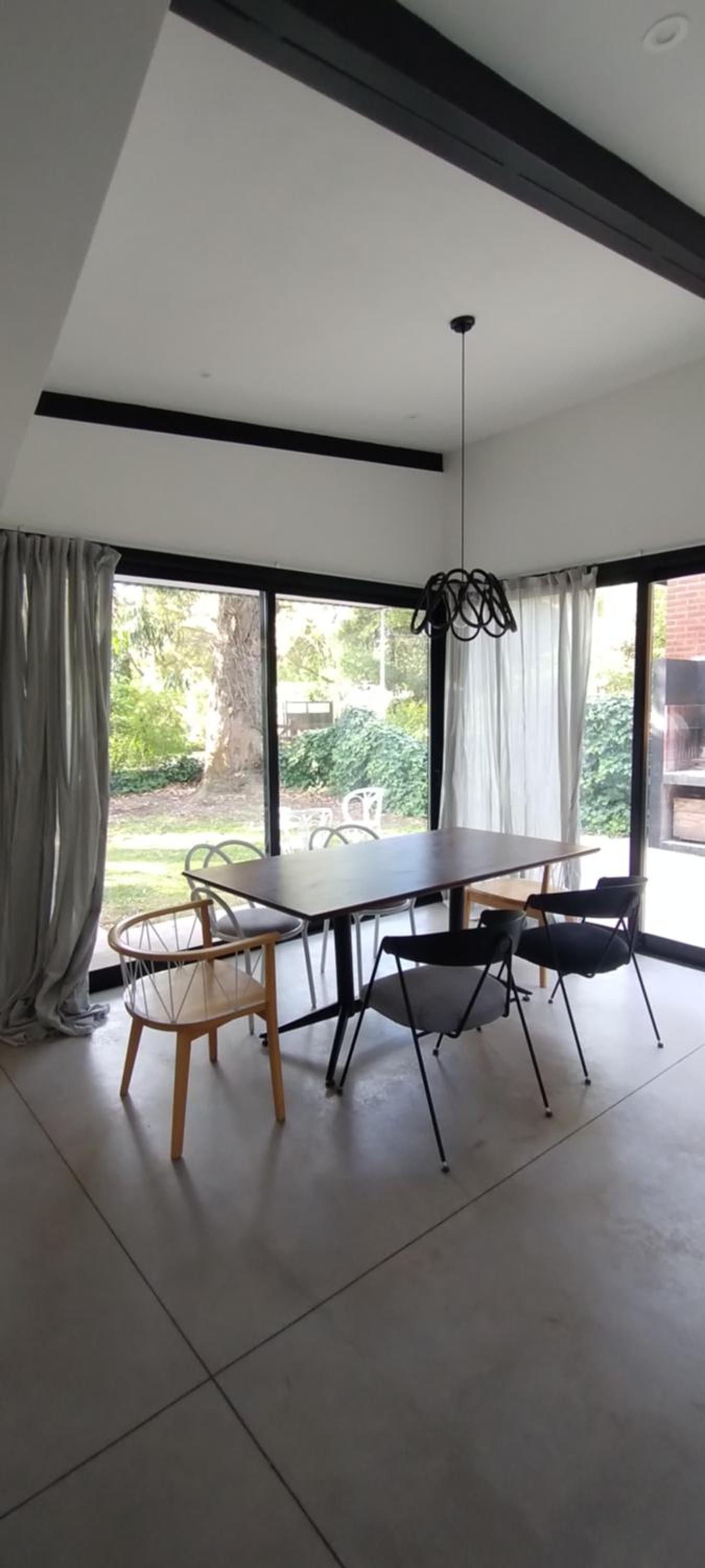 Moderna casa en el Bosque