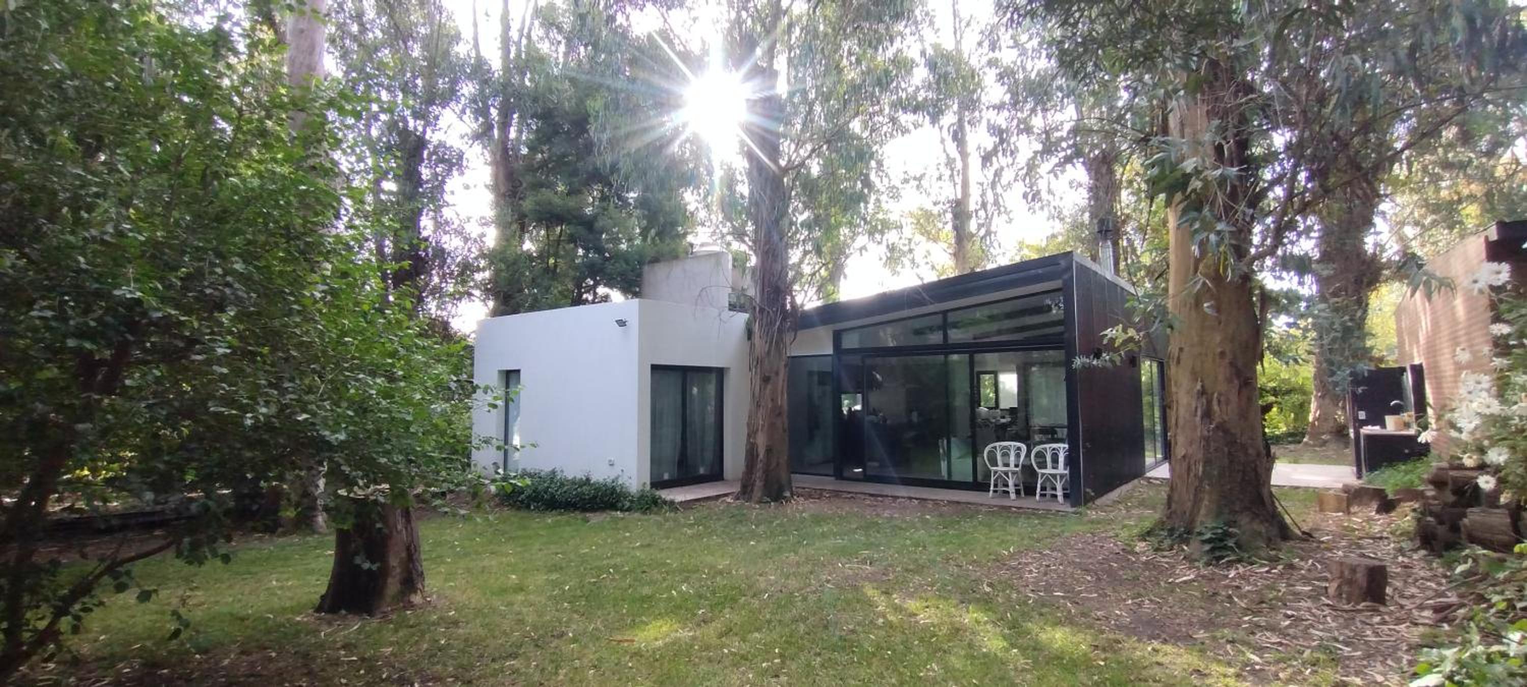 Moderna casa en el Bosque