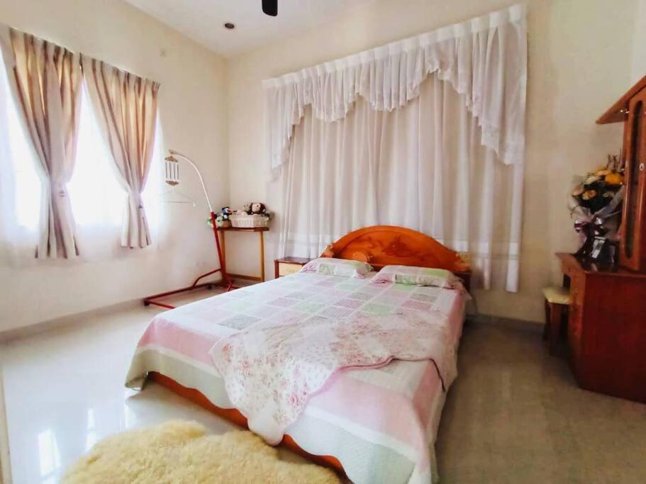 Bungalow in exclusive area photo 7