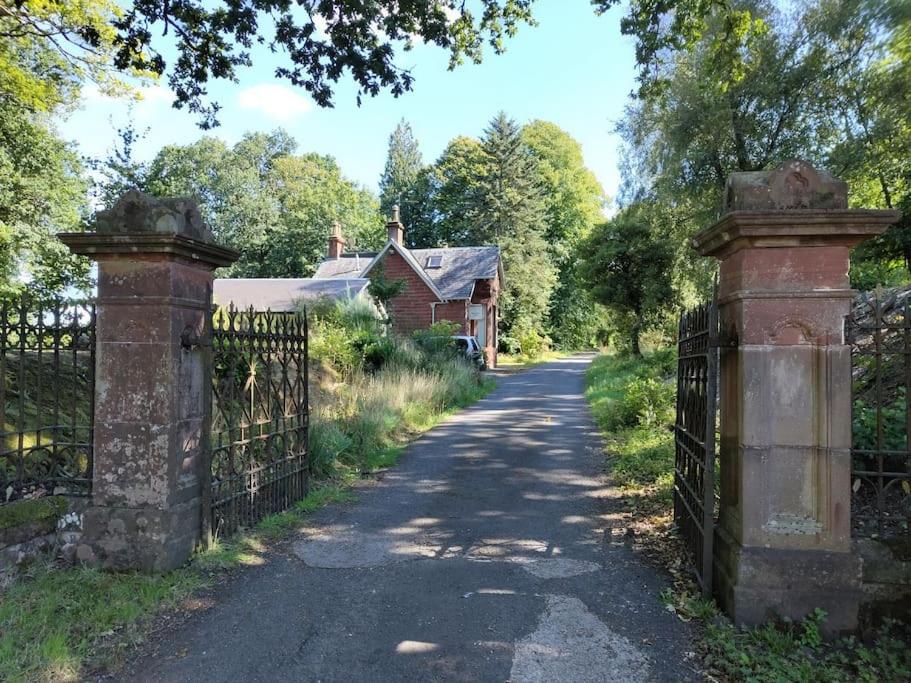 Mulberry Lodge - luxurious & secluded home in Loch Lomond & Trossachs National Park view 2