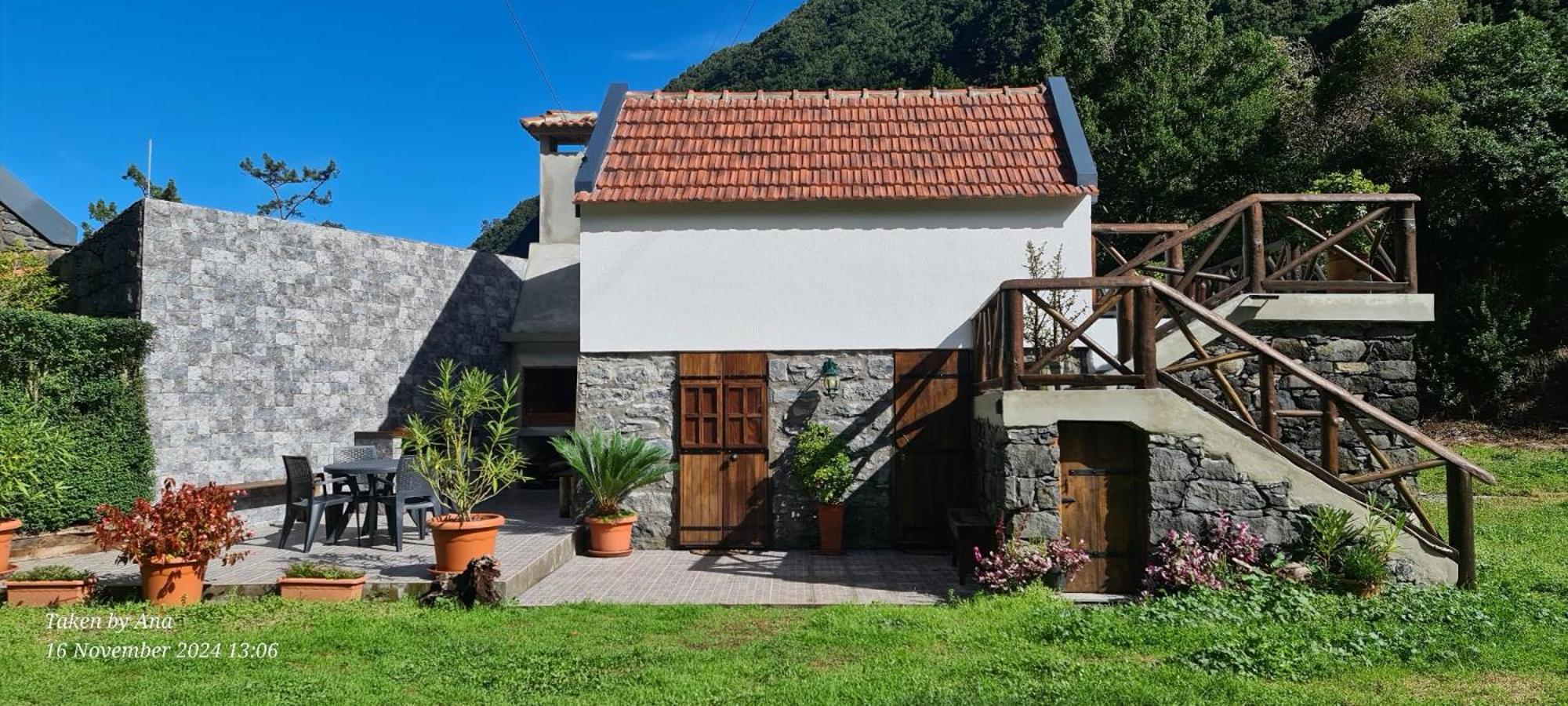 Mountain View Cottage