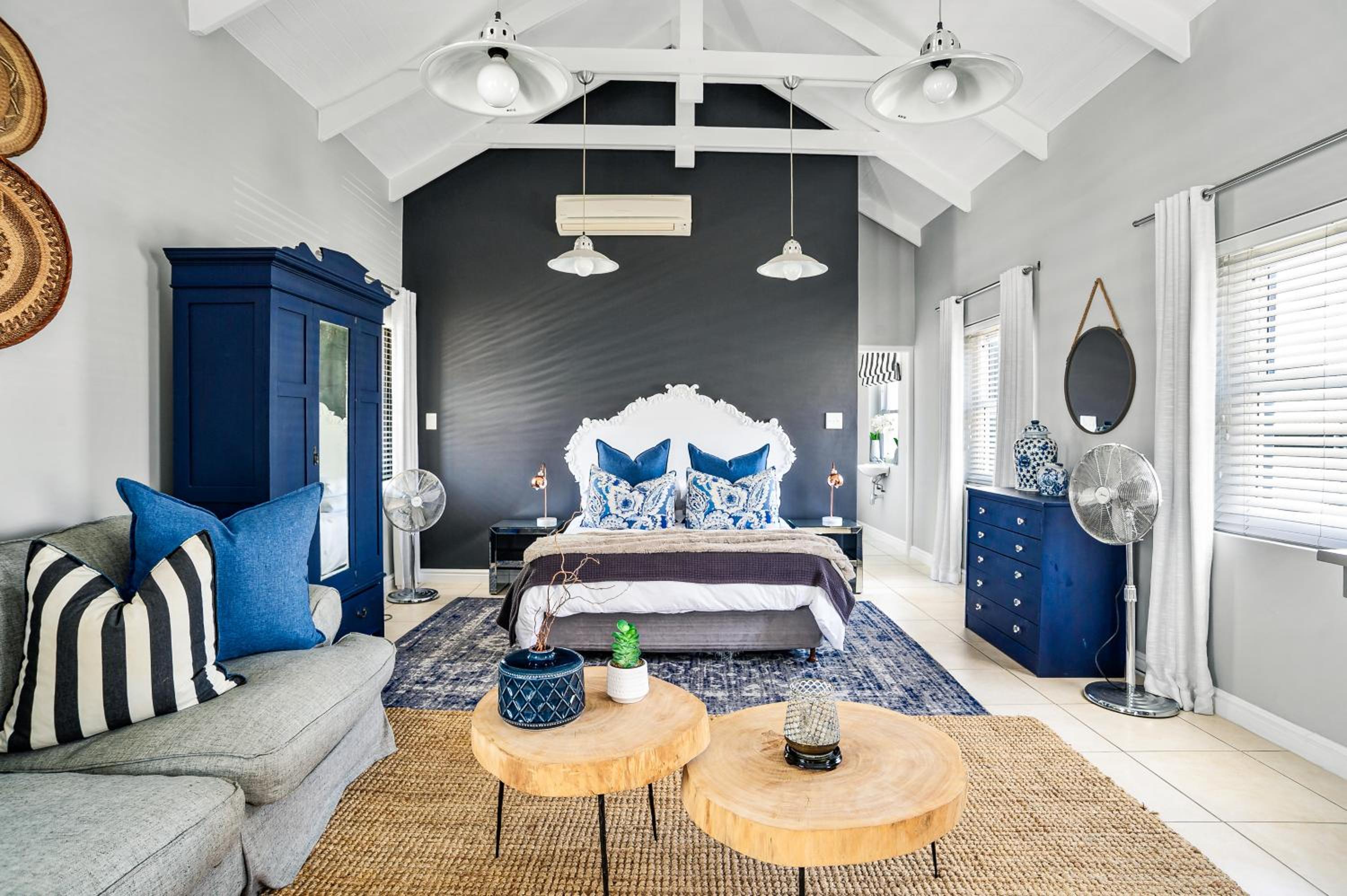 Luxury Loft - East view 3