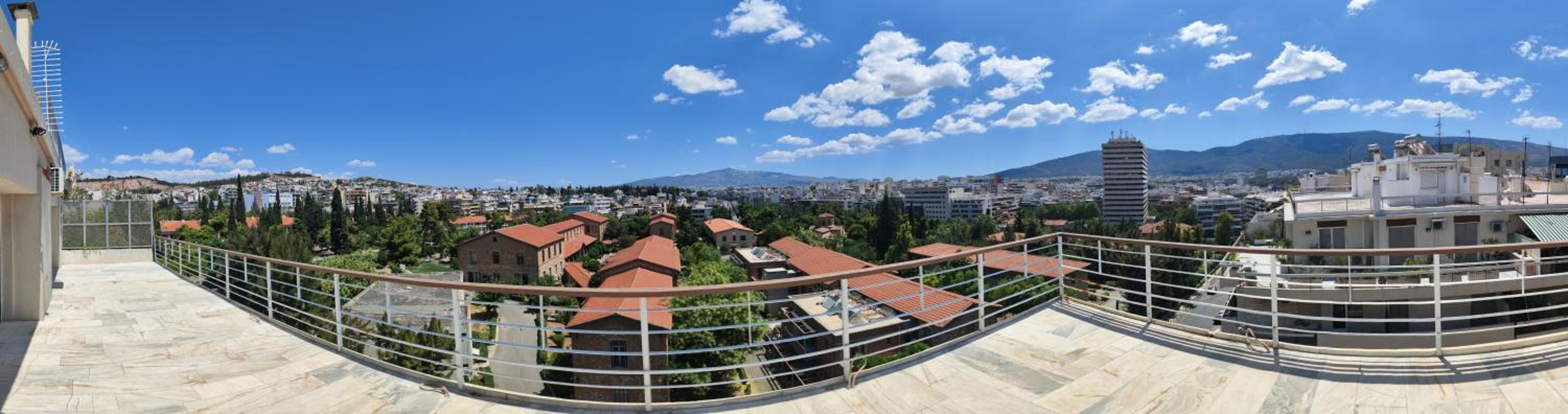 Amazing terrace view Gorgeous loft near Metro