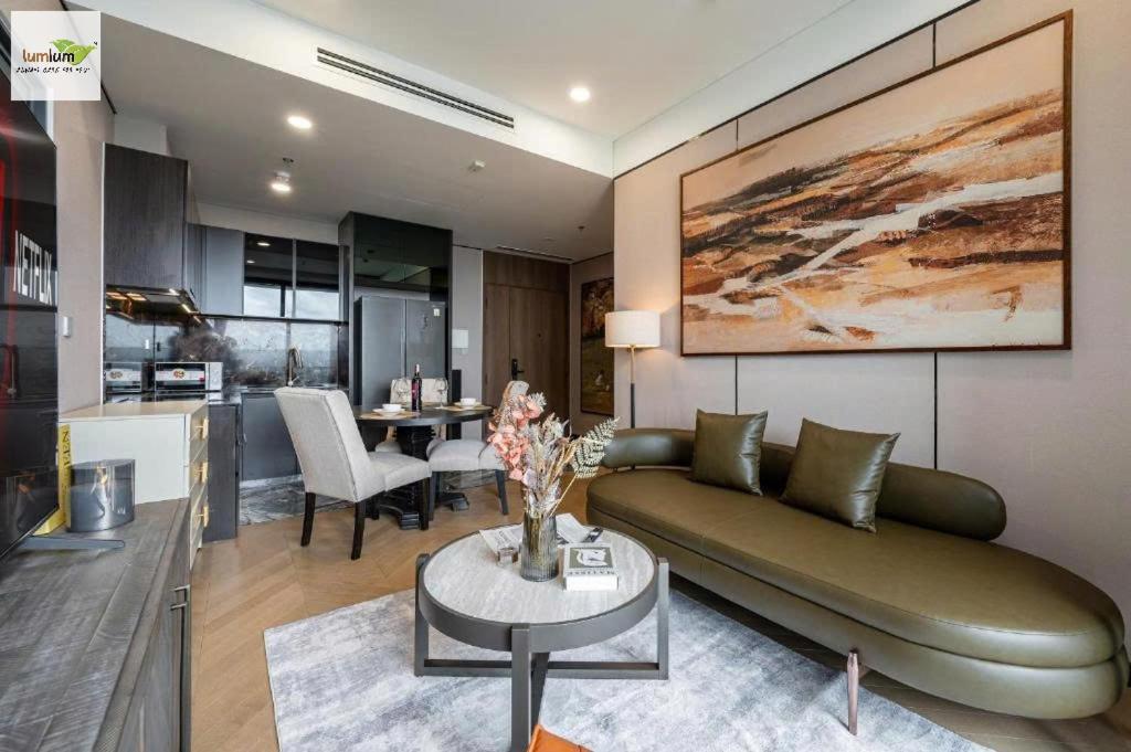 The Lumiere Riverside Residence Apartment