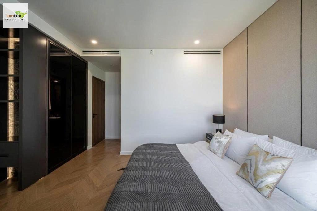 The Lumiere Riverside Residence Apartment