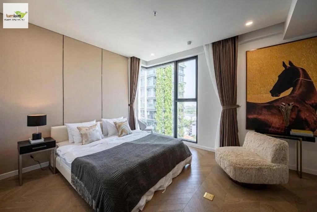 The Lumiere Riverside Residence Apartment