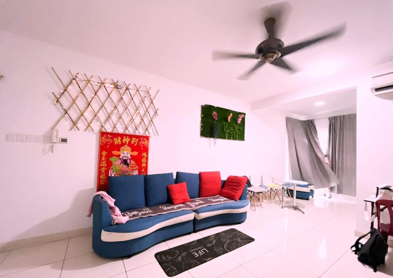 VR3 Sunway Velocity Spacious Apt中文房東