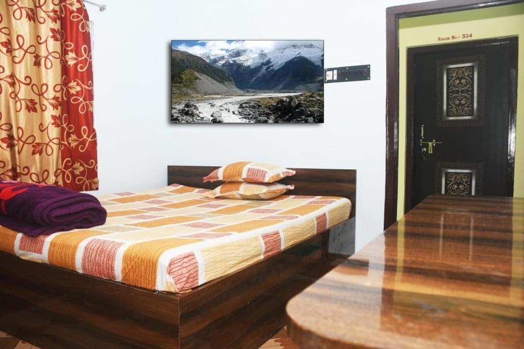 Prajapati Guest House