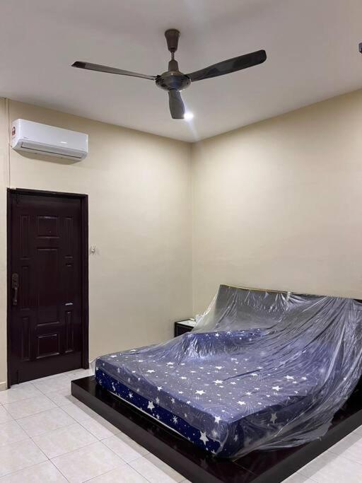 Double Storey at heart of Seberang Jaya photo 6