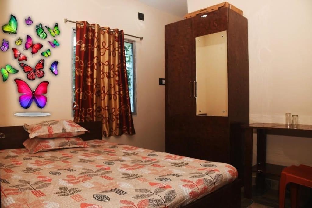 Prajapati Guest House