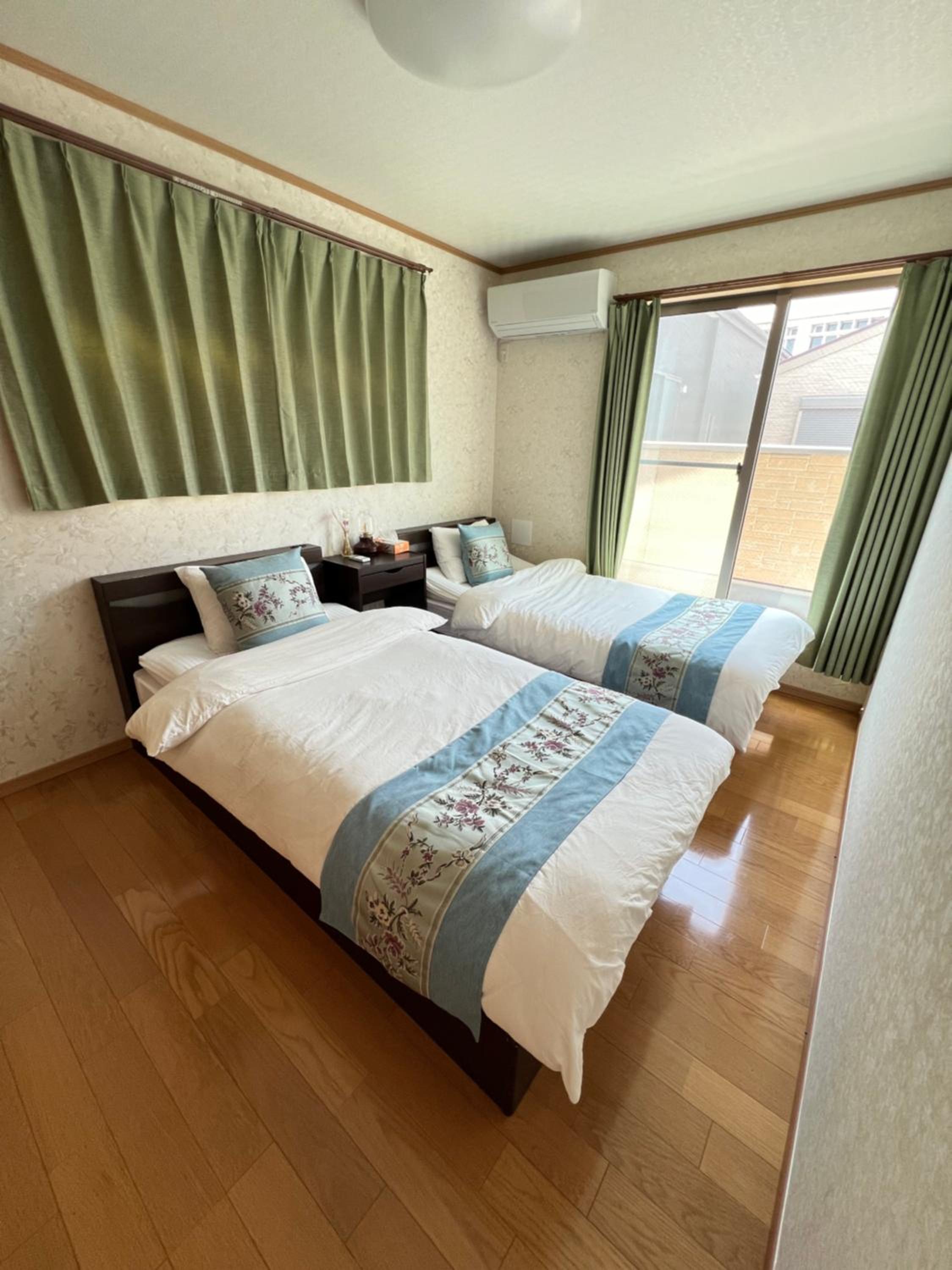 Namba House