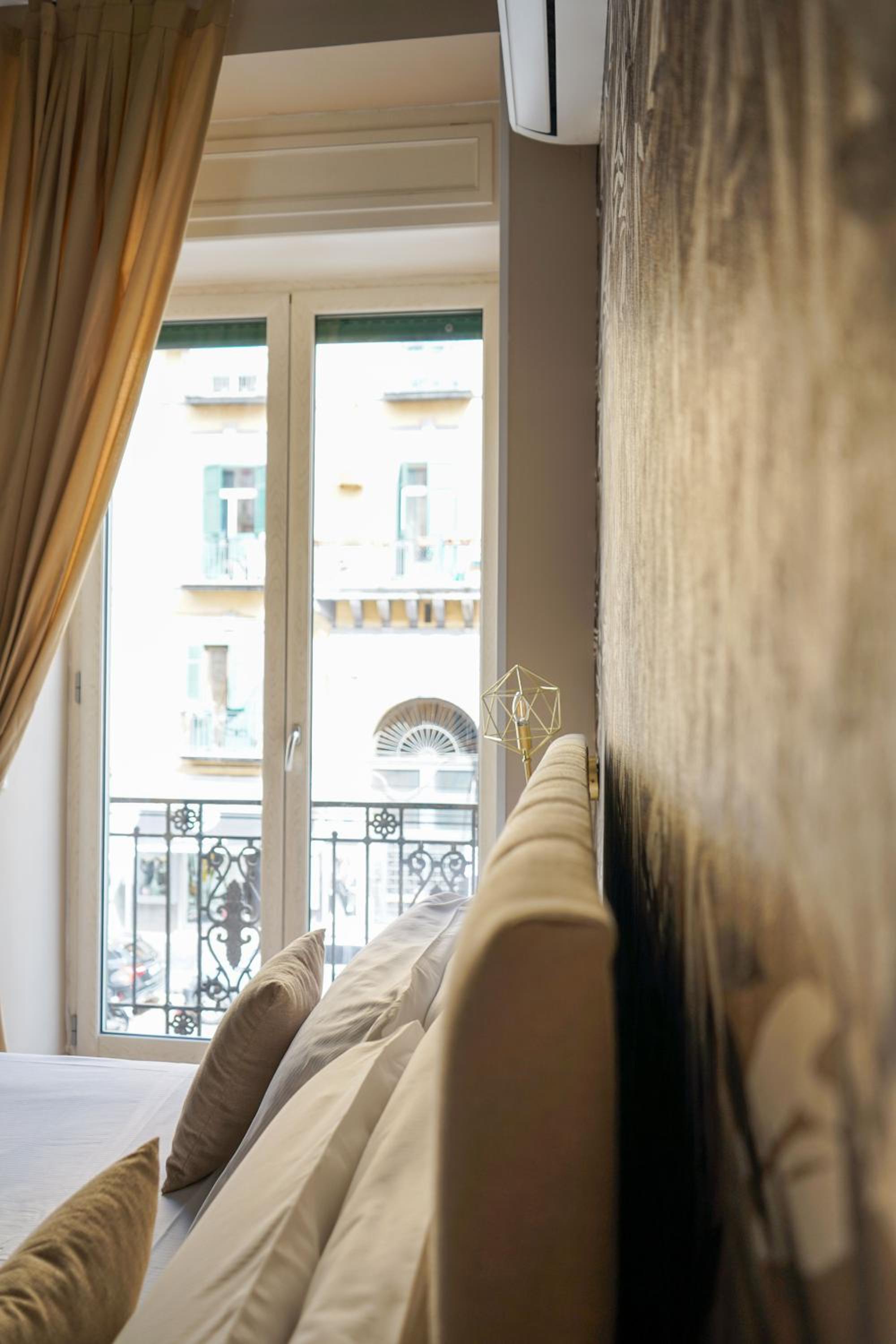 Parthenope Rooms