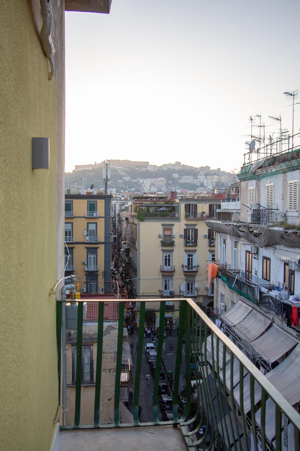 WANDERLUST SPACCANAPOLI Points Of View