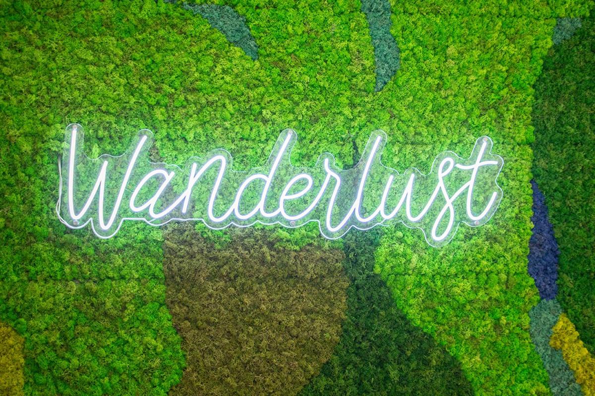 WANDERLUST SPACCANAPOLI Points Of View