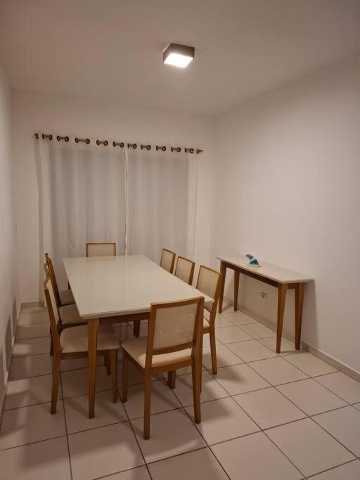 Espaçoso APTO com 3 quartos - área nobre do Itaguá