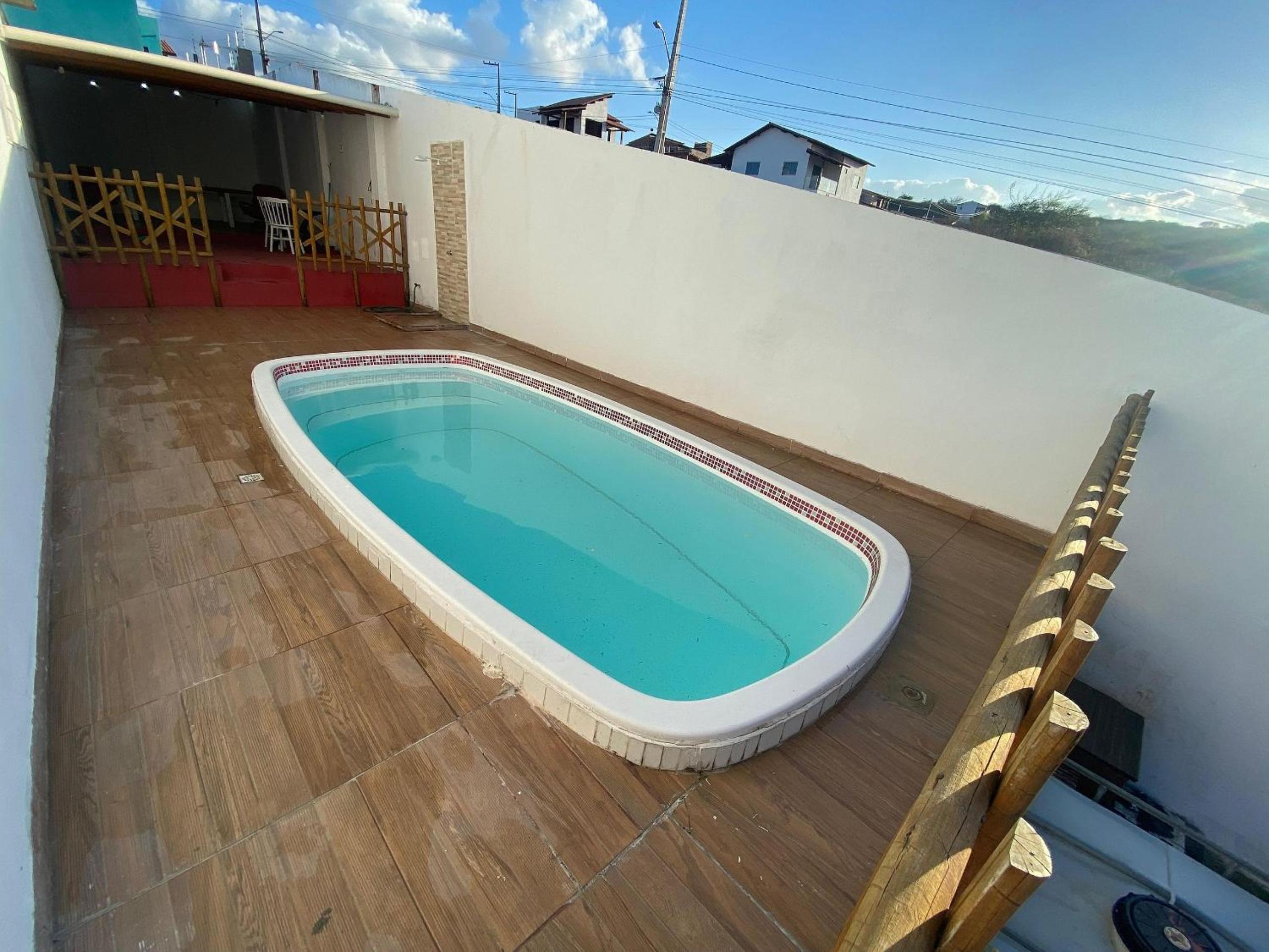 Linda Casa Piscina 3 Qts ao lado Rod Luiz Gonzaga
