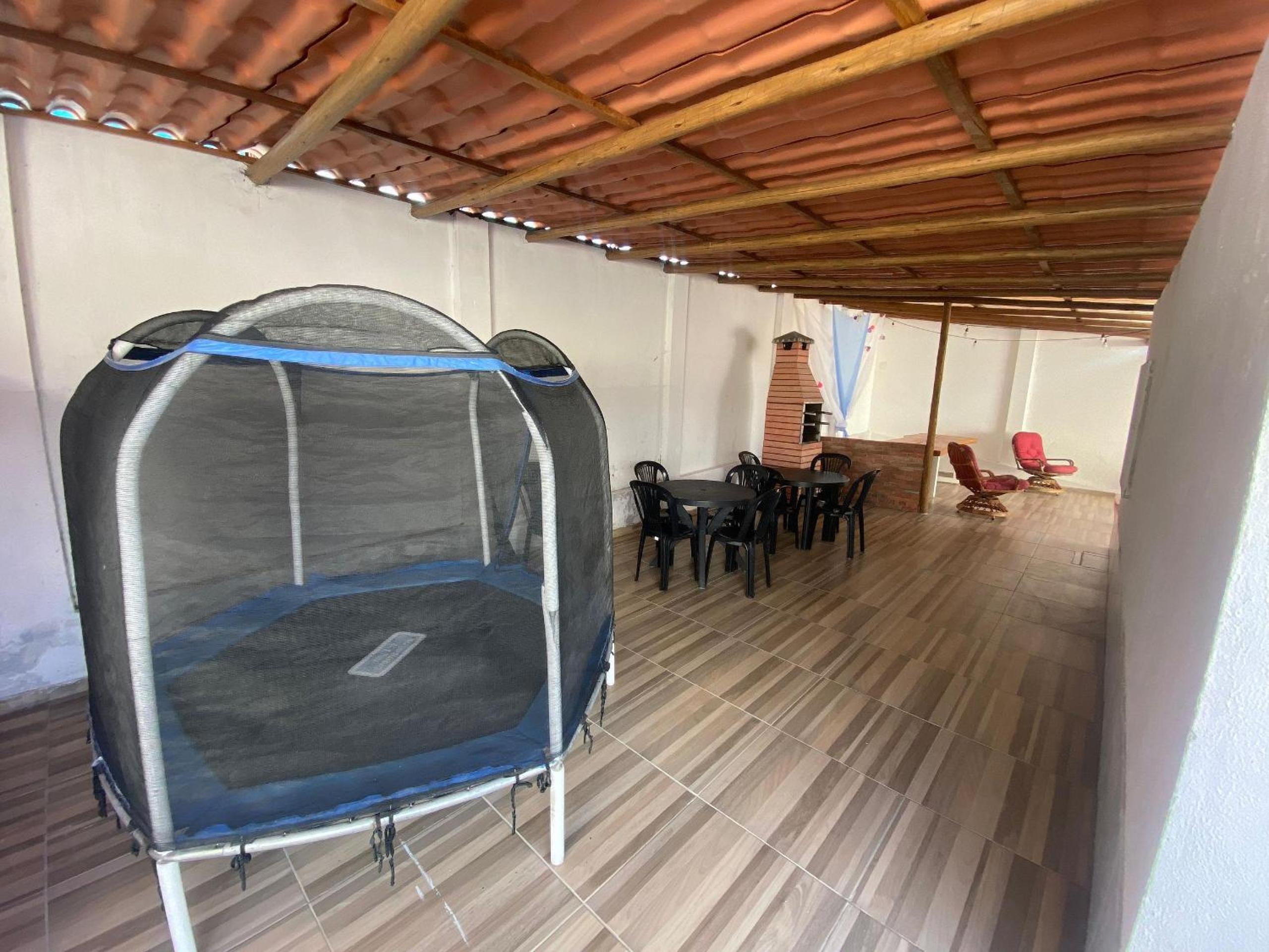 Linda Casa Piscina 3 Qts ao lado Rod Luiz Gonzaga