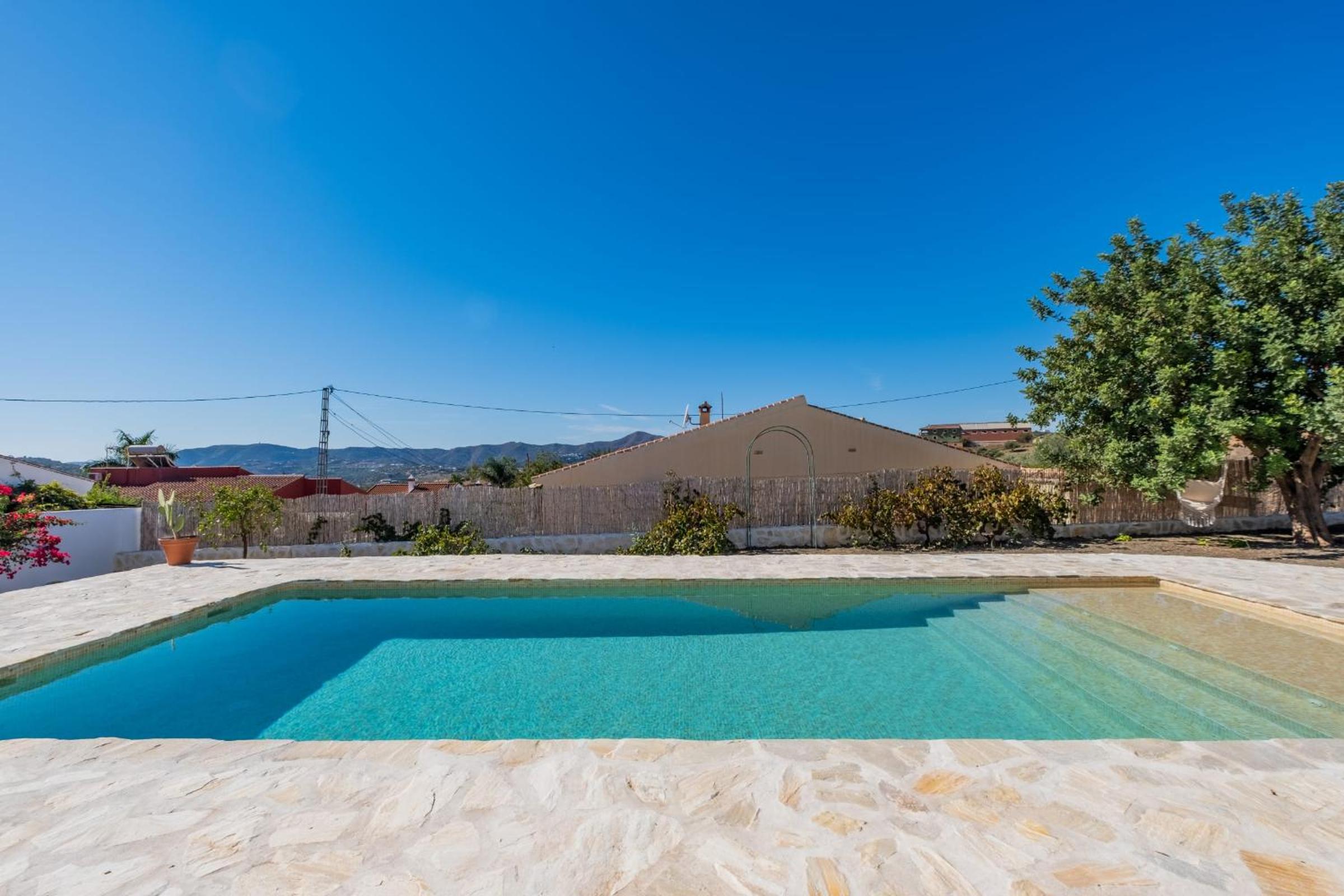 Villa Cayetana - Spacious 4-Bedroom Villa with Private Pool Terrace & BBQ