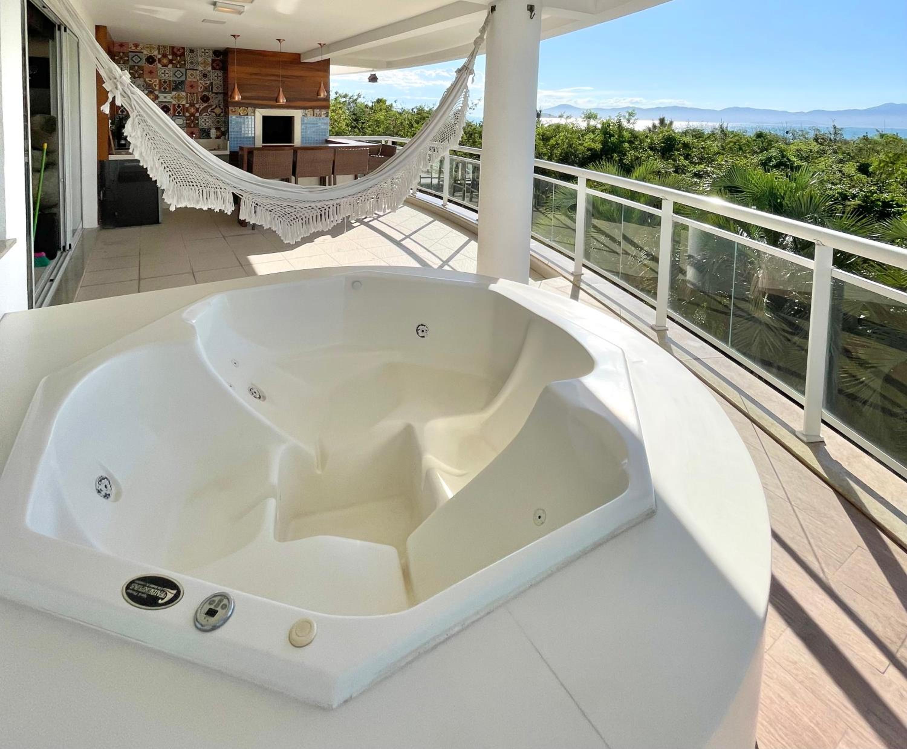 Apê Sunset - Marine Resort - 4 suítes - Jacuzzi