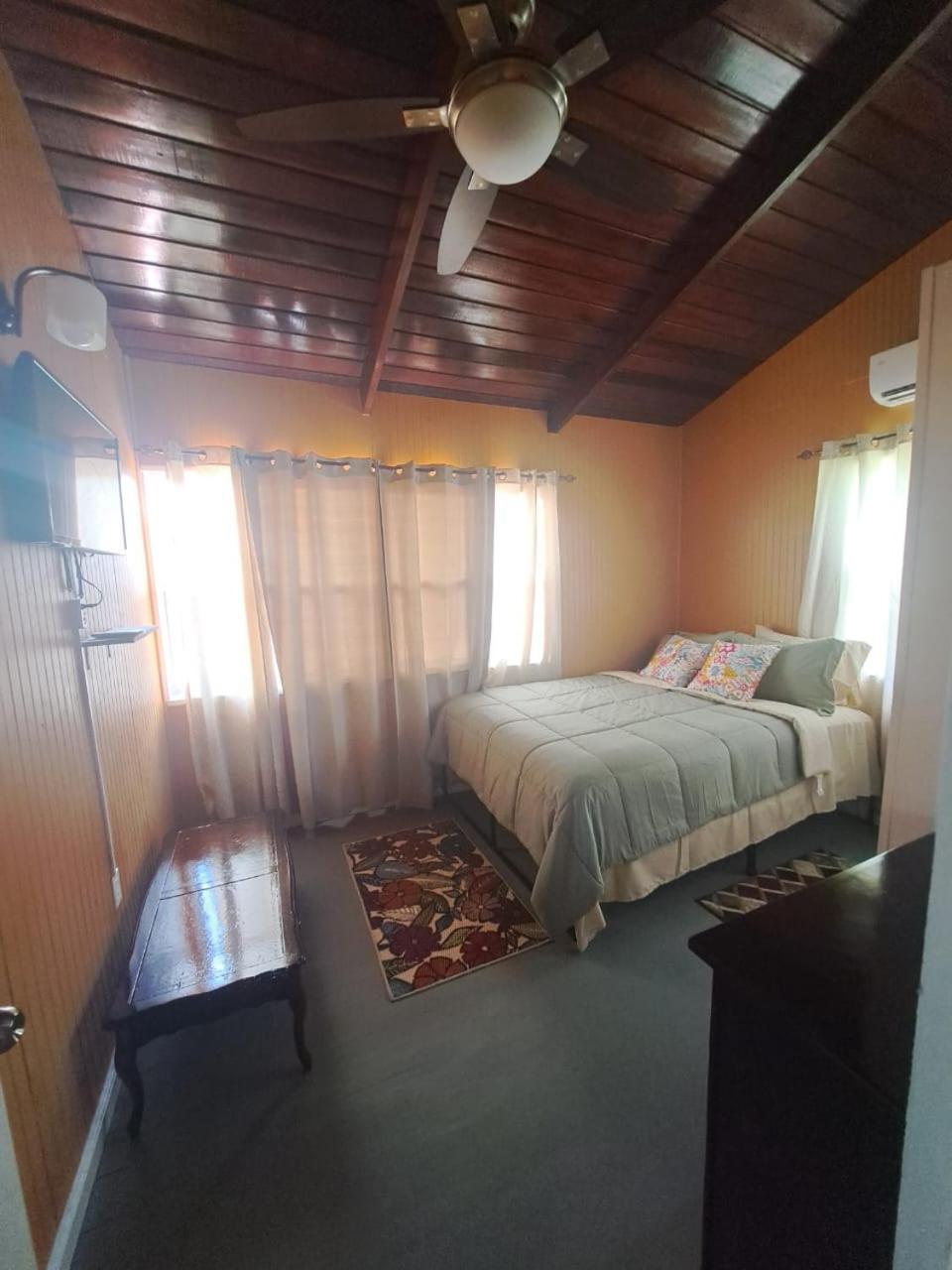 Nevruti's Cottage
