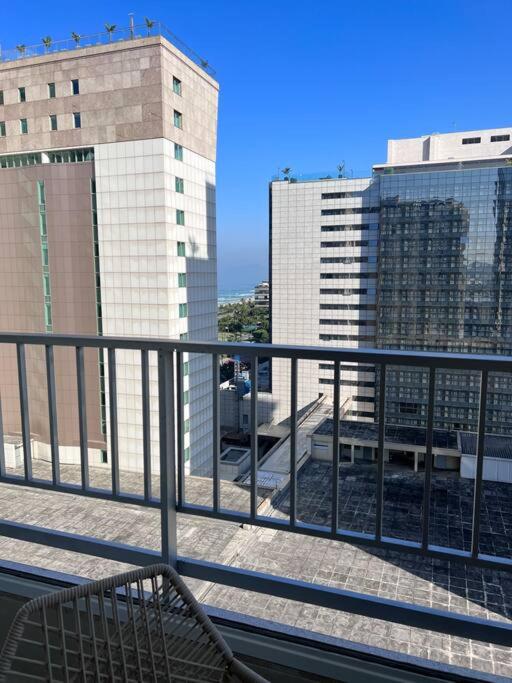 Apartamento VISTA MAR Barra da Tijuca ao Lado do Windsor Barra Hotel