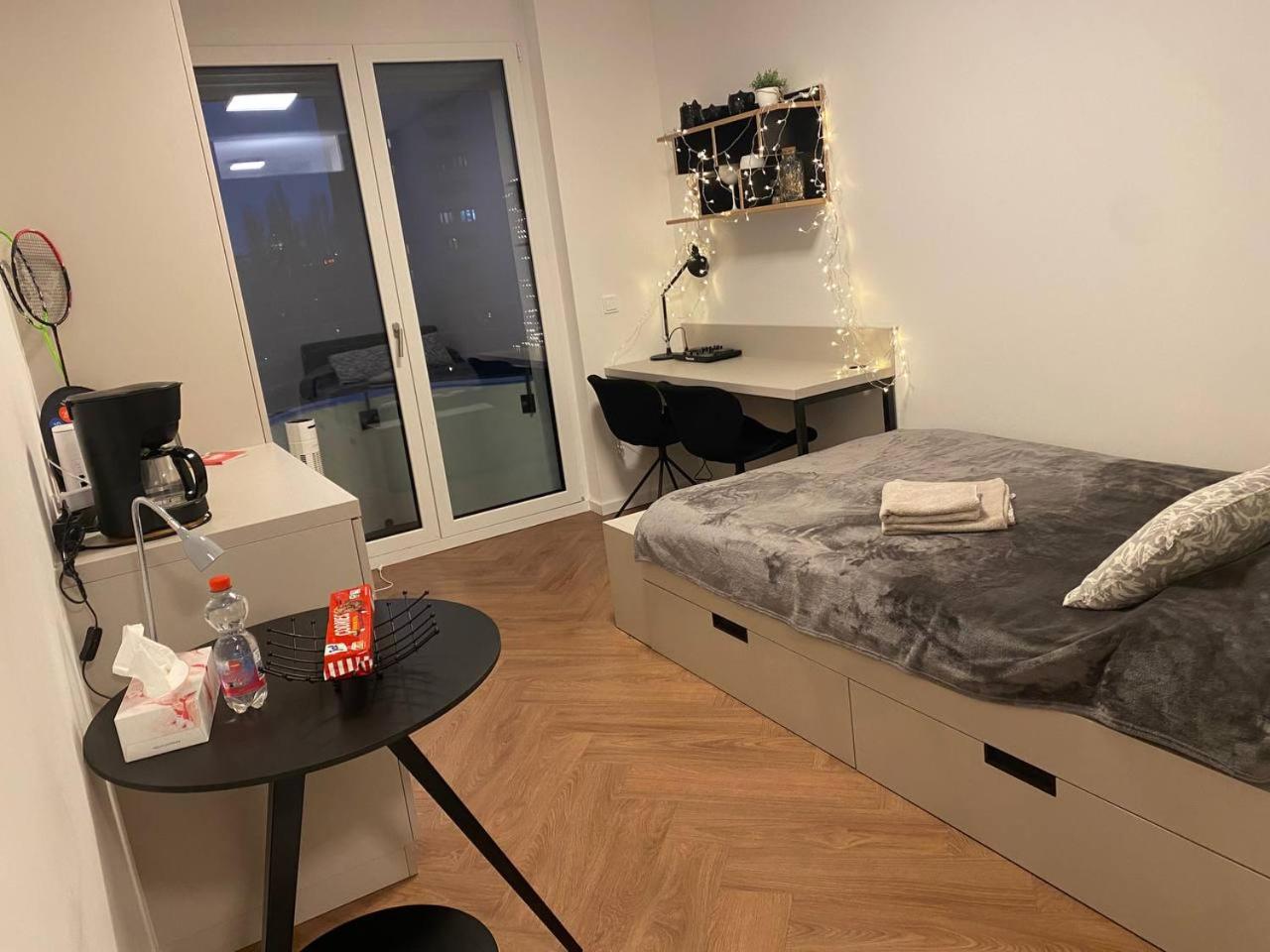 Cozy Apartment in Spandau Rauchstr with Garden View