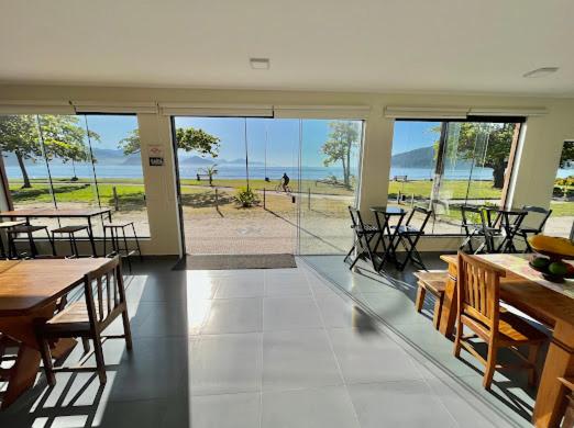 Mar em Casa Suítes
