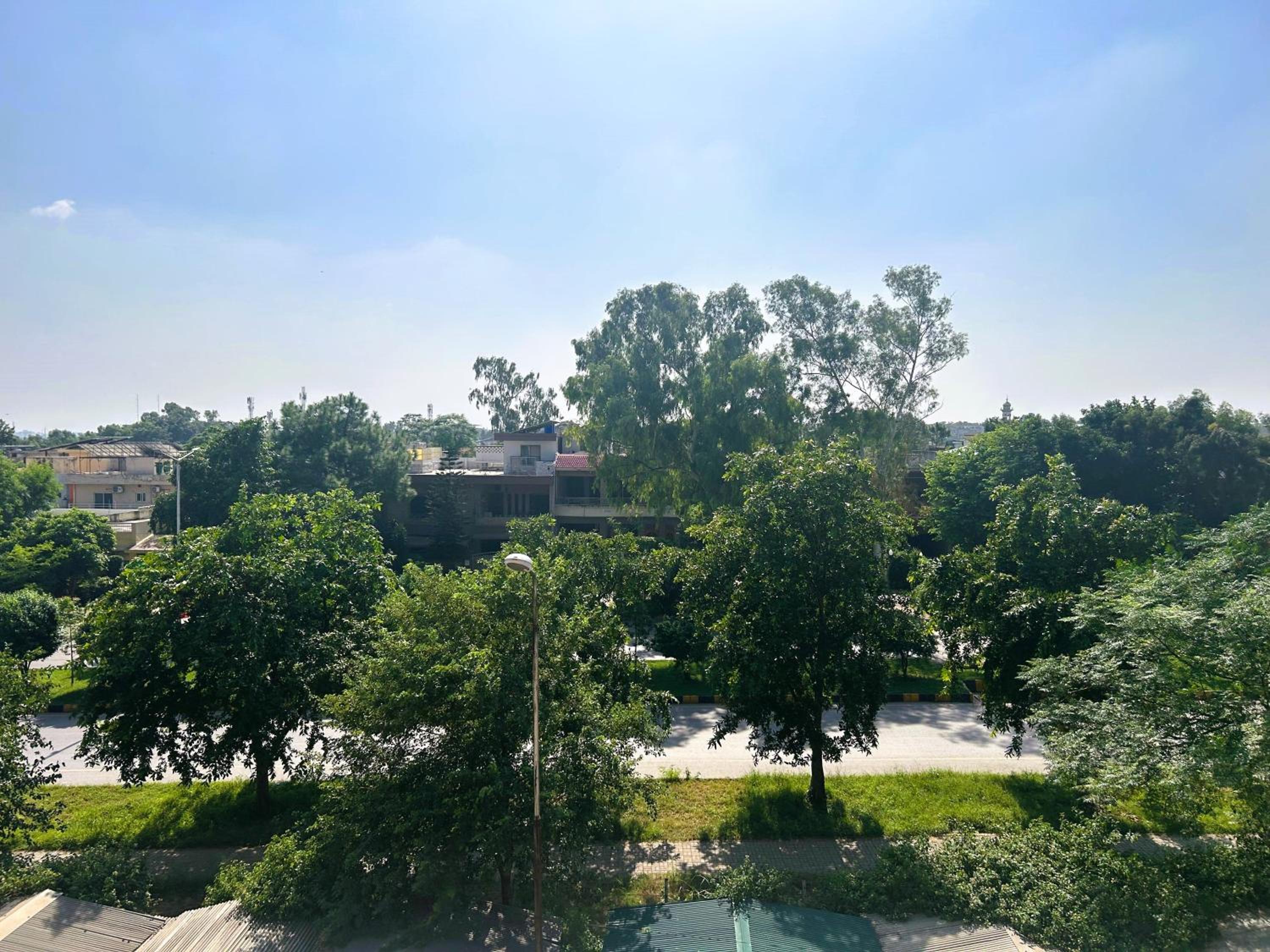 Private room in serviced apartment in Islamabad, Pakistan view 2