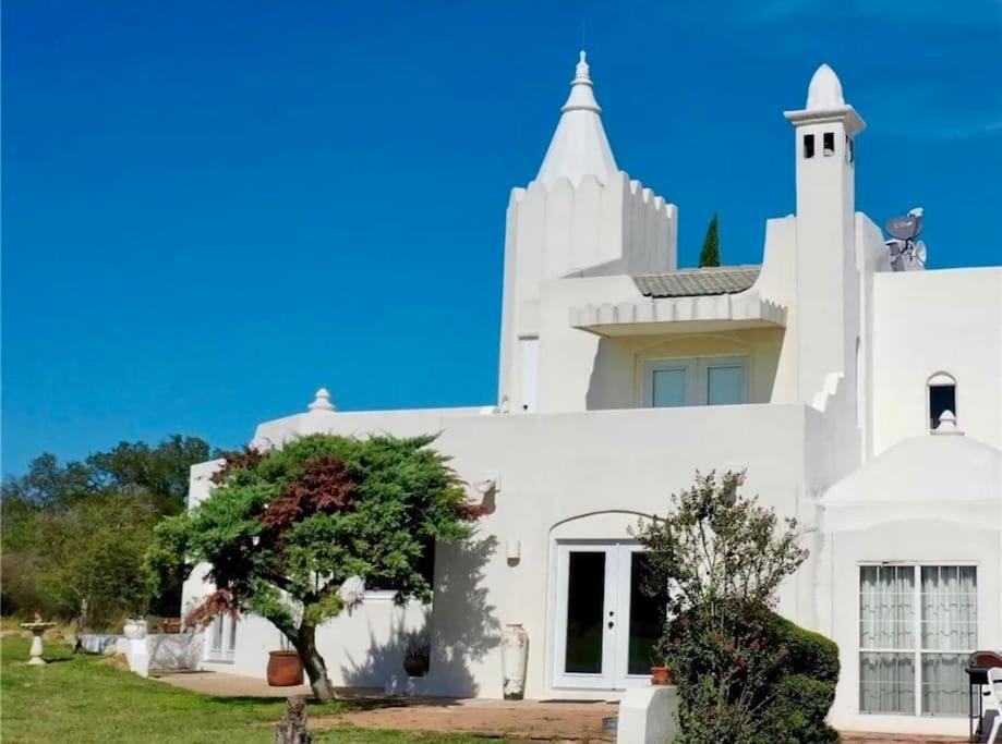 Golf Front Hill Country Villa by Famous Architect - Property Image 25