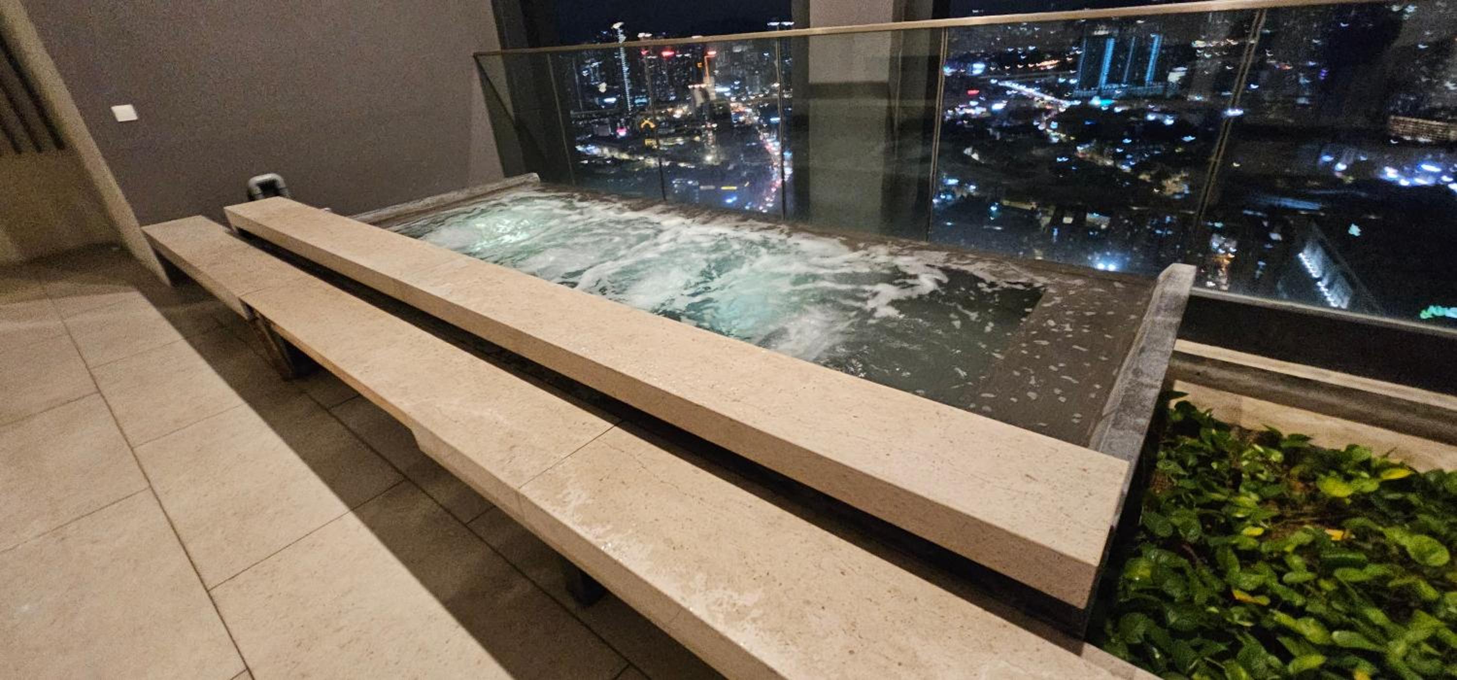 Lucentia Suites Klcc By Classy